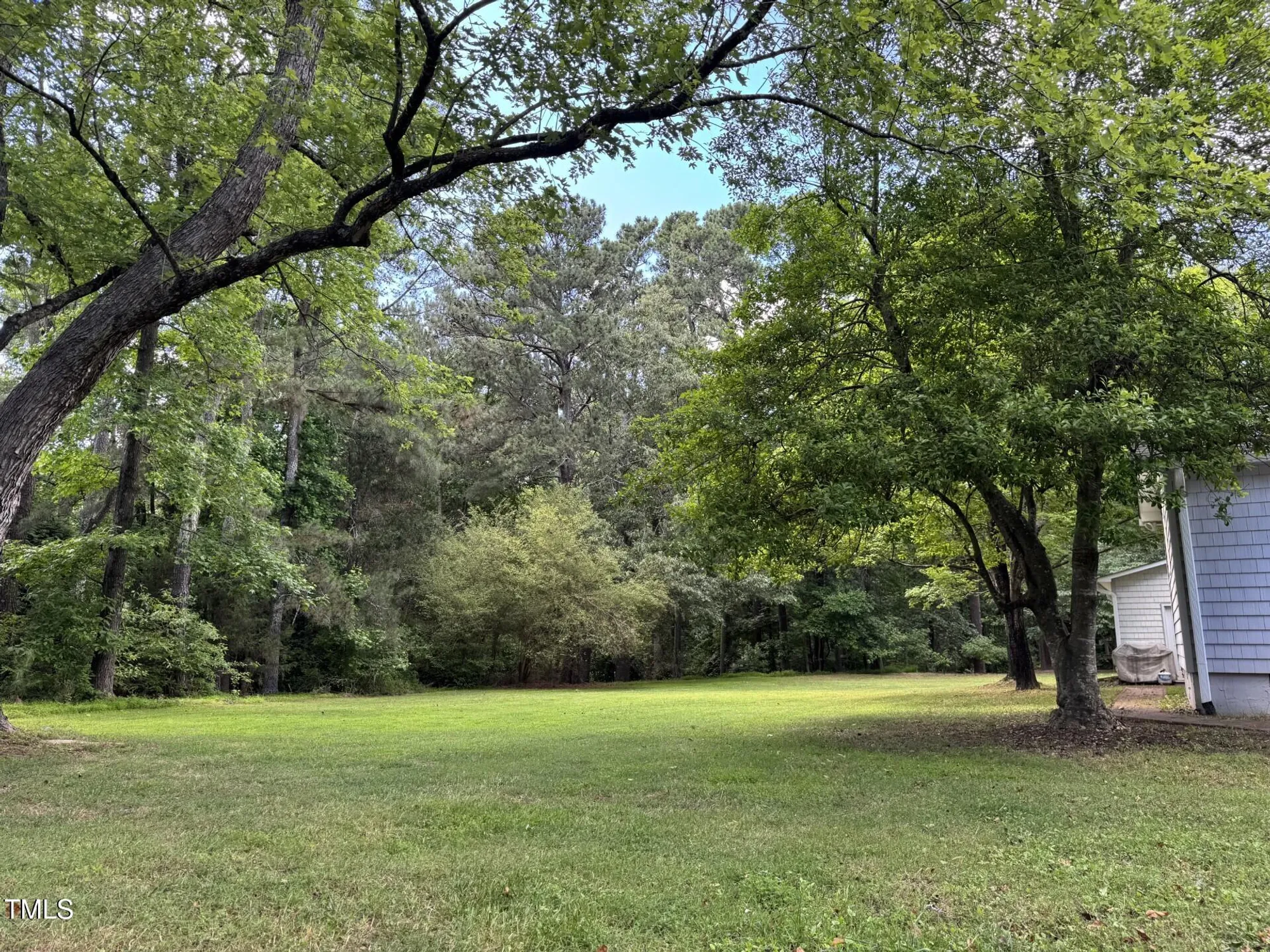 Property Slideshow image 7 of 55 | 135 weatherbend, Pittsboro, NC, 27312