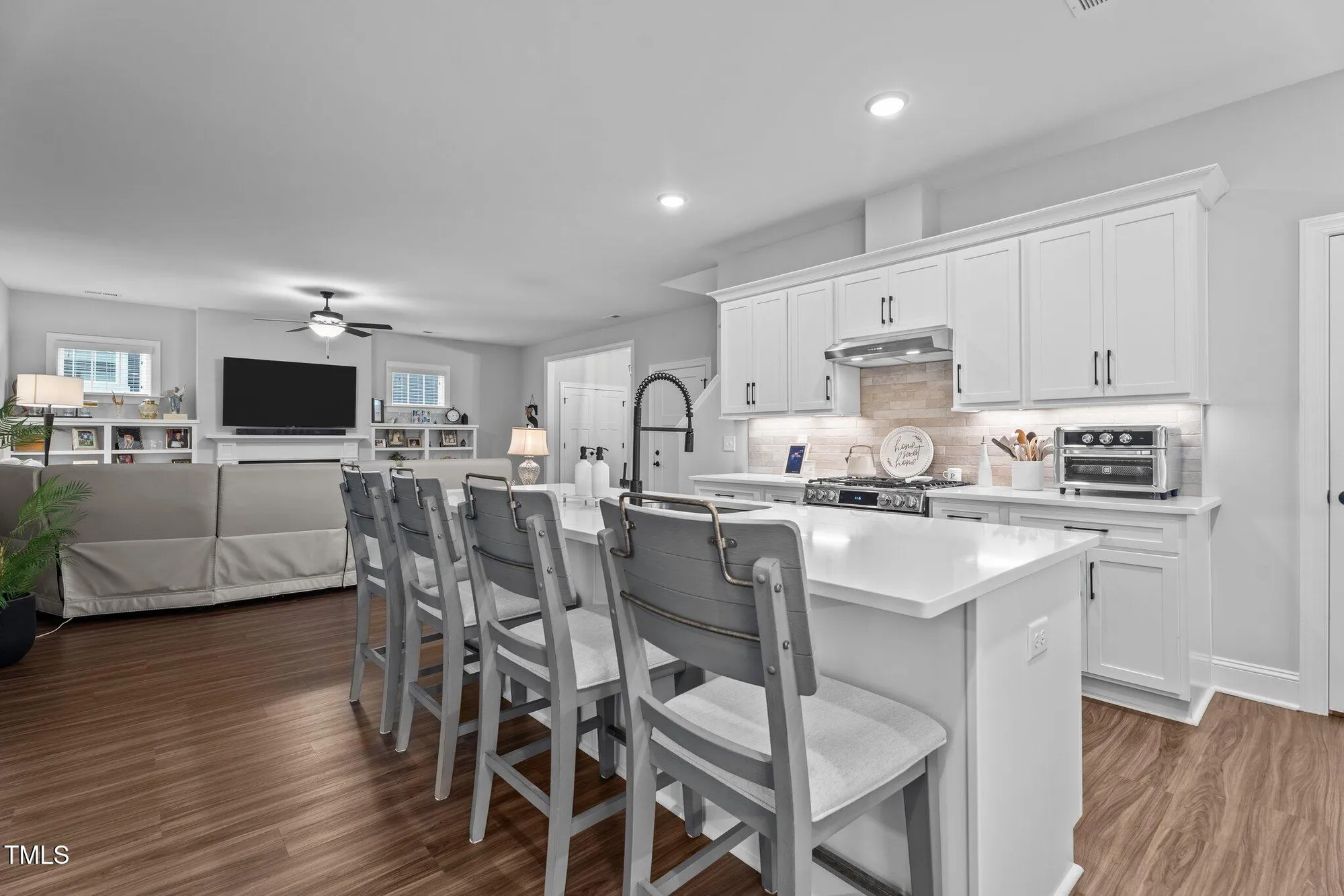 Property Slideshow image 10 of 35 | 33 davidson st, Clayton, NC, 27527