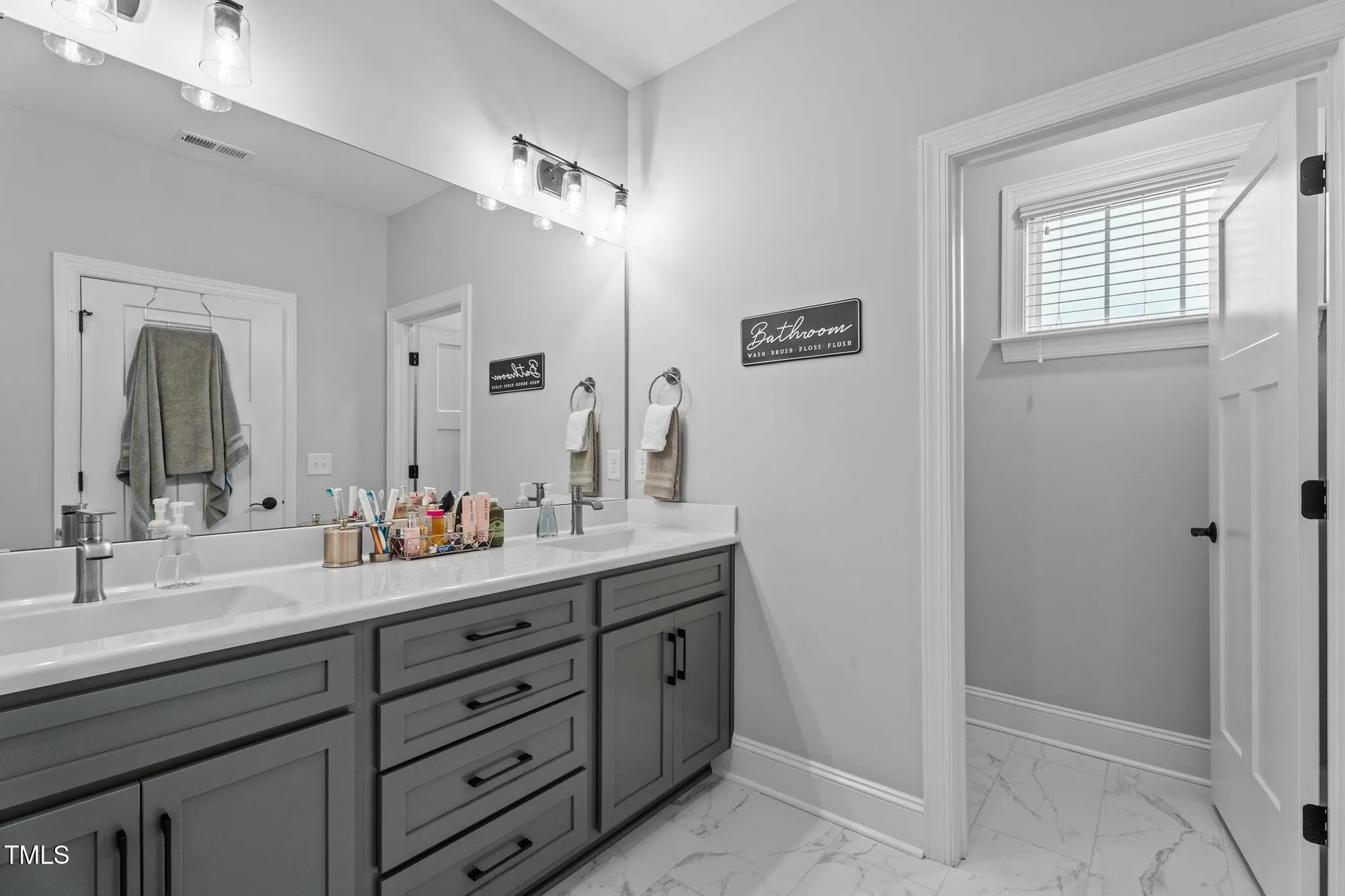 Property Slideshow image 13 of 35 | 33 davidson st, Clayton, NC, 27527