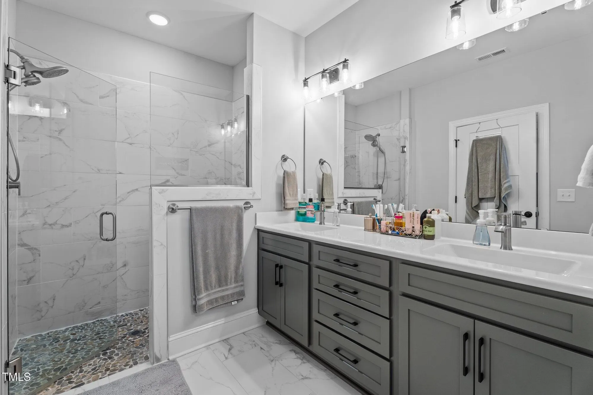 Property Slideshow image 14 of 35 | 33 davidson st, Clayton, NC, 27527