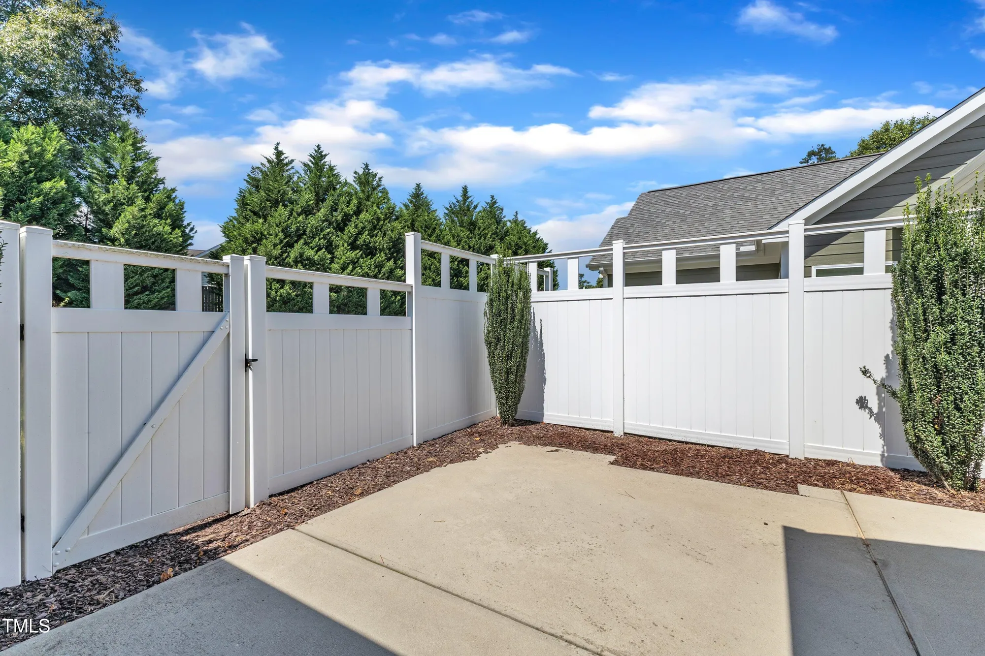 Property Slideshow image 34 of 42 | 936 blue bird ln, Wake Forest, NC, 27587