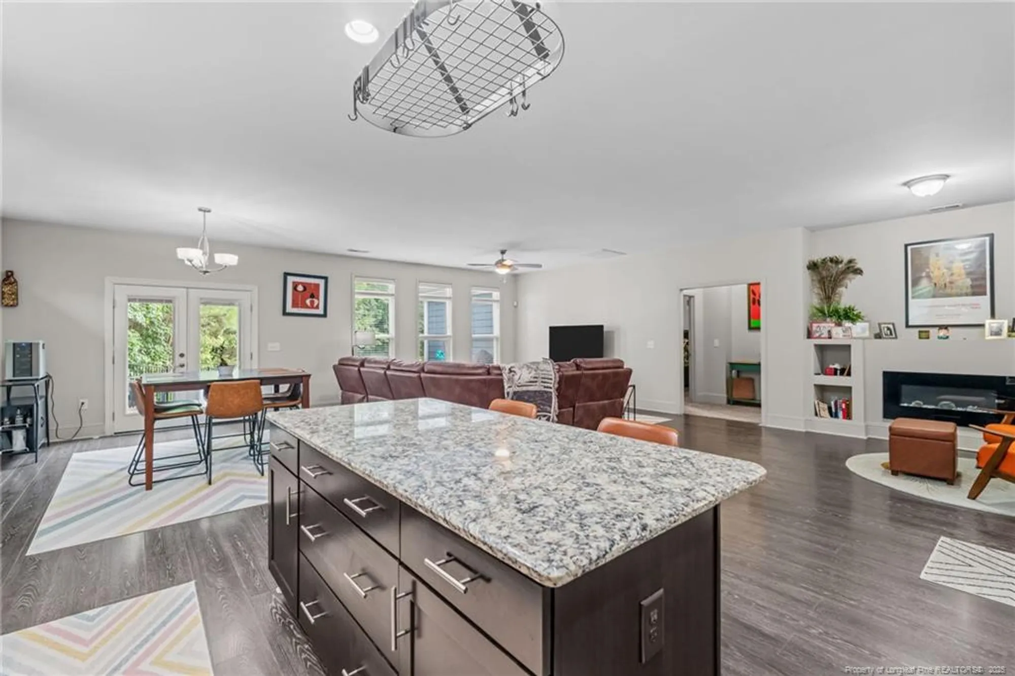 Property Slideshow image 18 of 43 | 61 glenwood ct, Spring Lake, NC, 28390