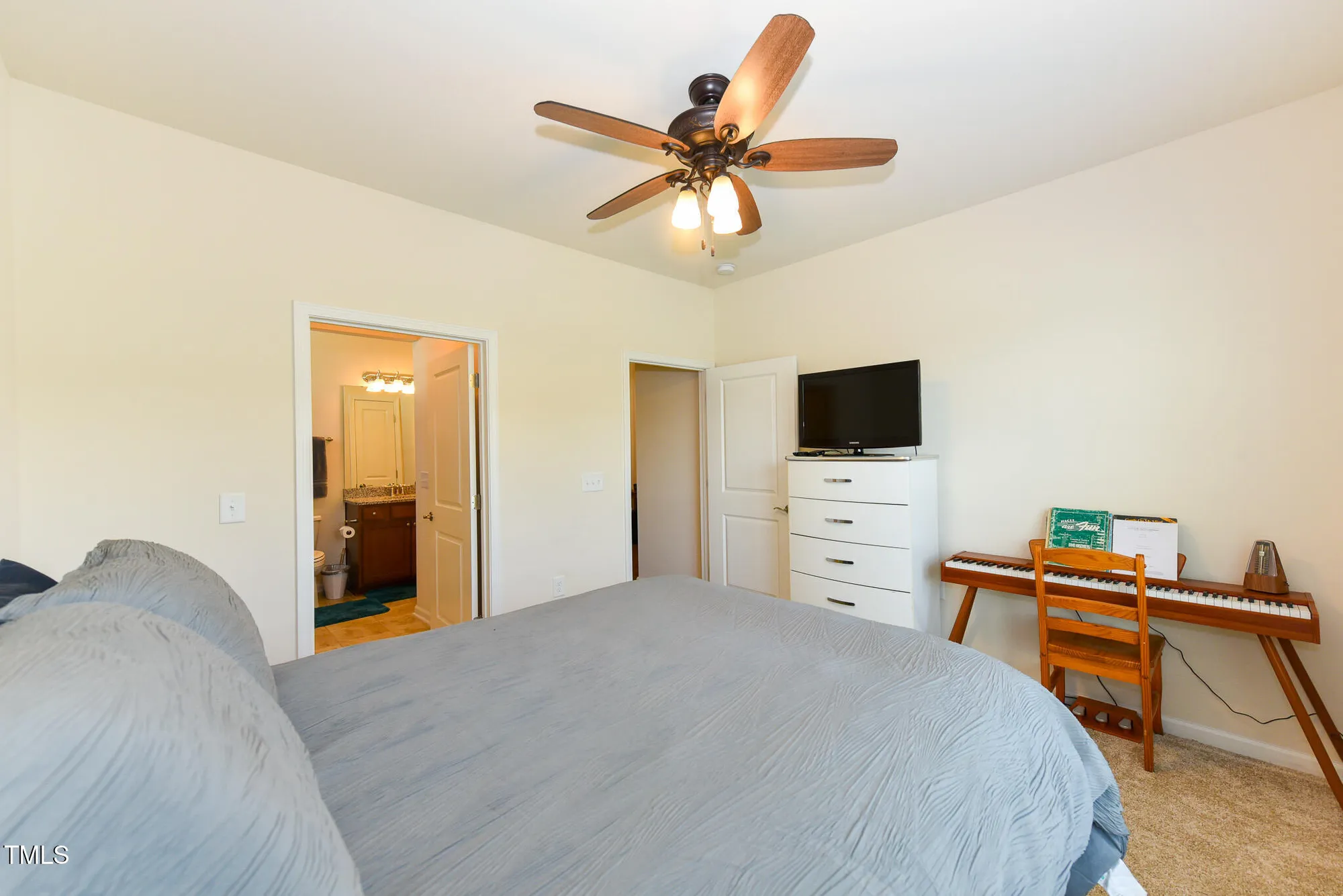 Property Slideshow image 33 of 39 | 2641 nassau trce, Fuquay Varina, NC, 27526