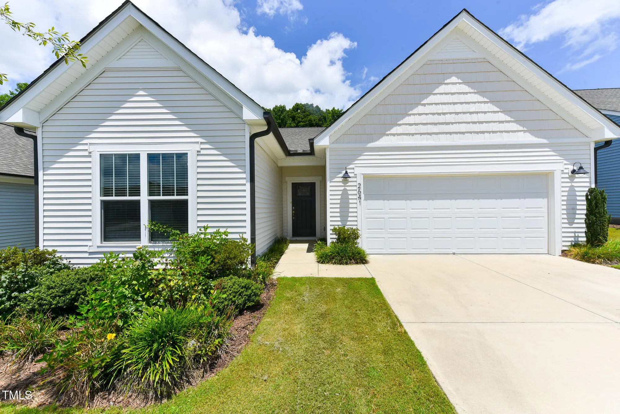 Property Slideshow image 1 of 39 | 2641 nassau trce, Fuquay Varina, NC, 27526