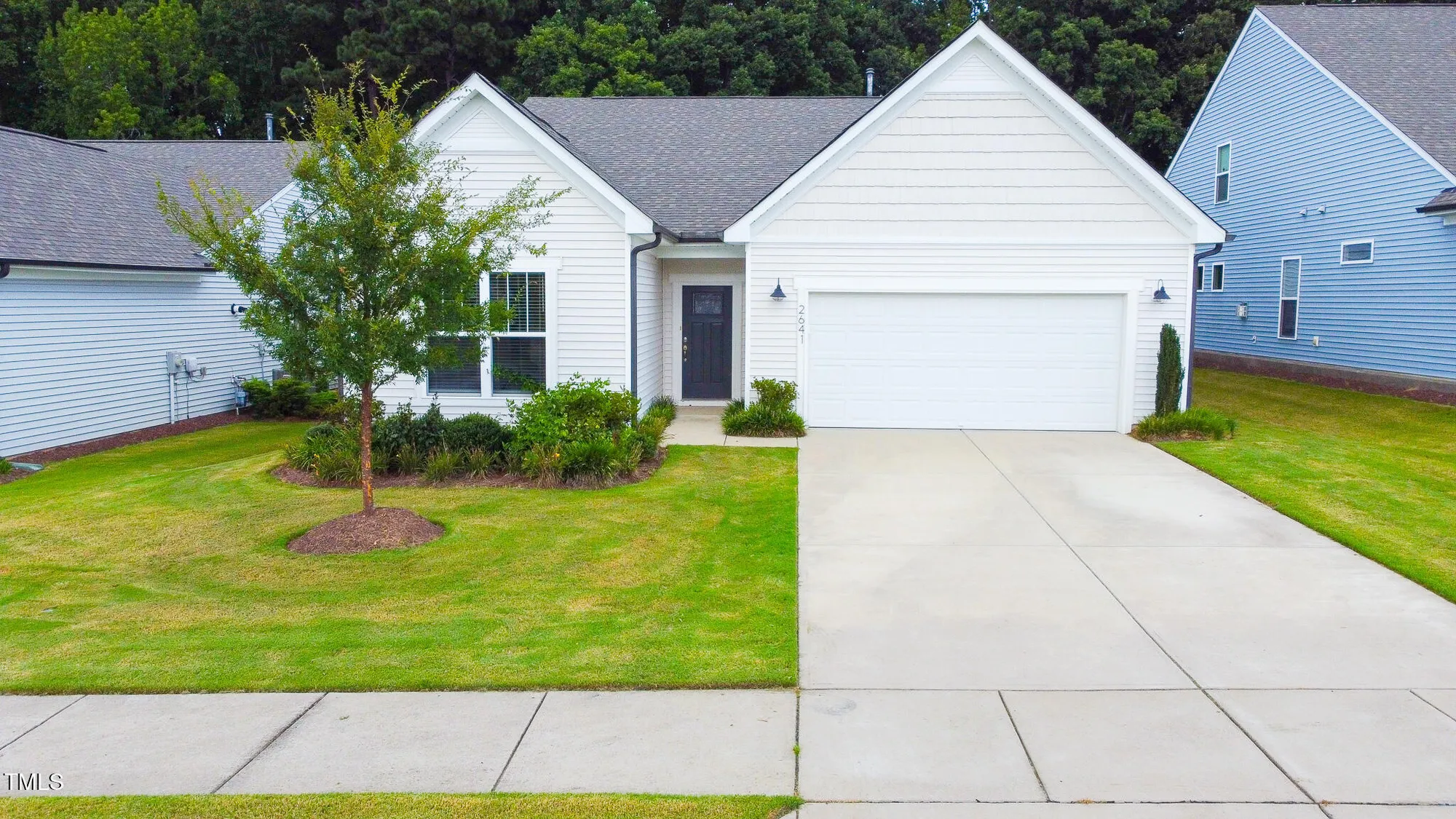 Property Slideshow image 2 of 39 | 2641 nassau trce, Fuquay Varina, NC, 27526