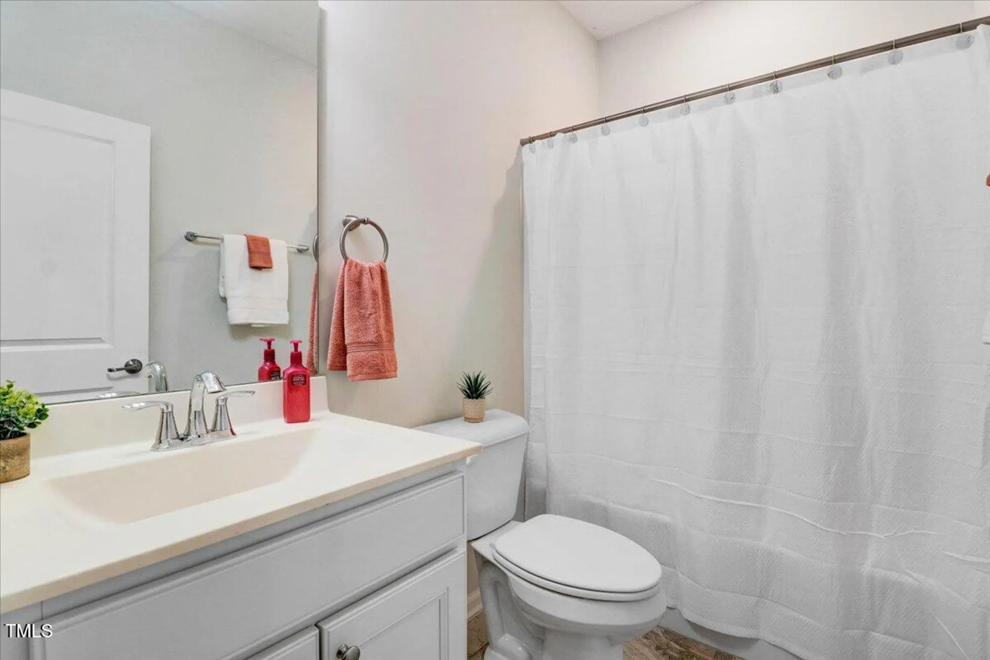 Property Slideshow image 26 of 33 | 100 ivory ln, Raleigh, NC, 27610