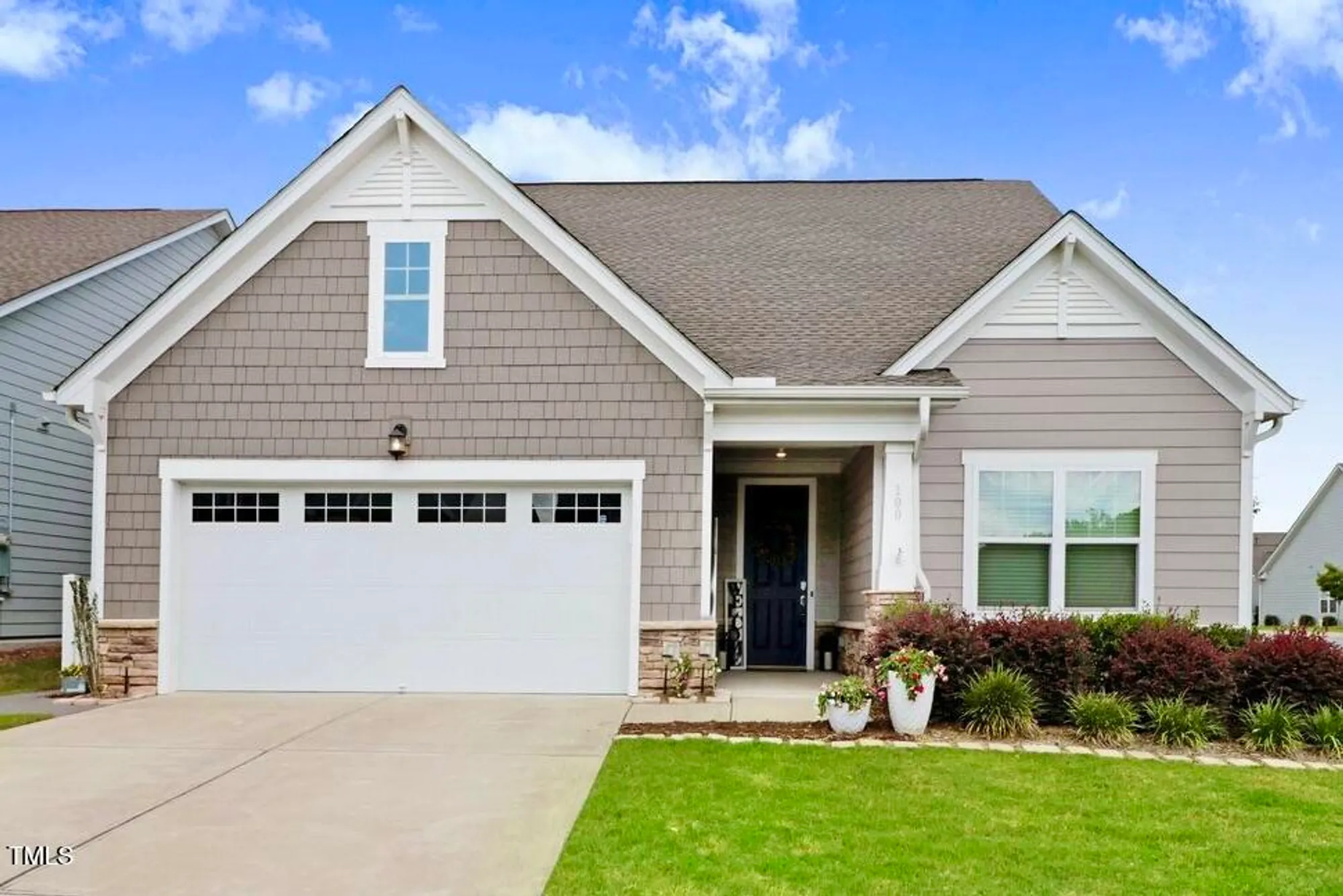 Property Slideshow image 1 of 33 | 100 ivory ln, Raleigh, NC, 27610