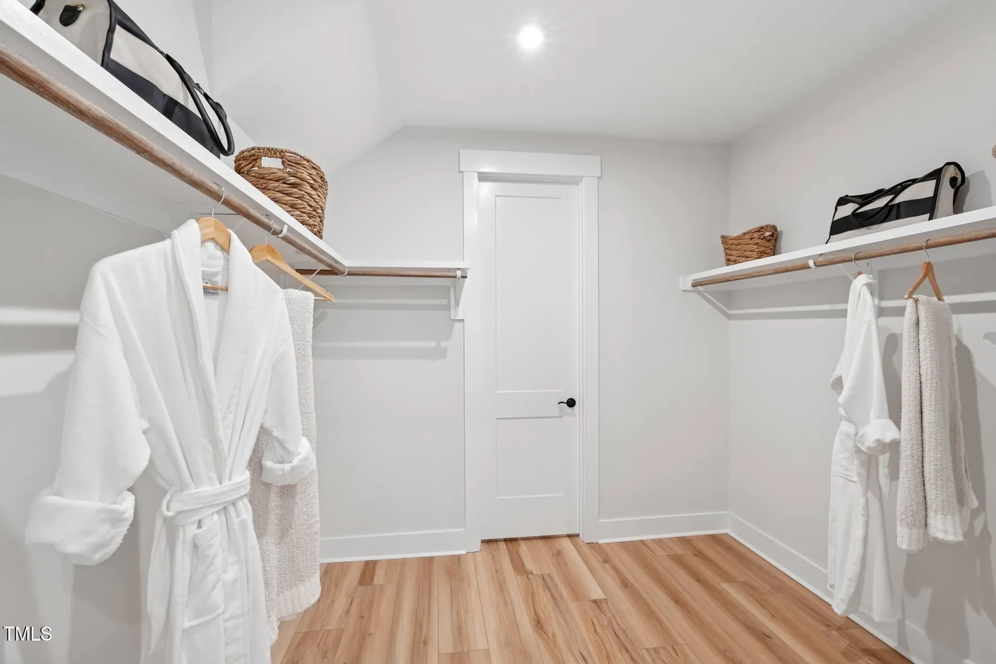 Property Slideshow image 14 of 39 | 14 shady creek way, Fuquay Varina, NC, 27526