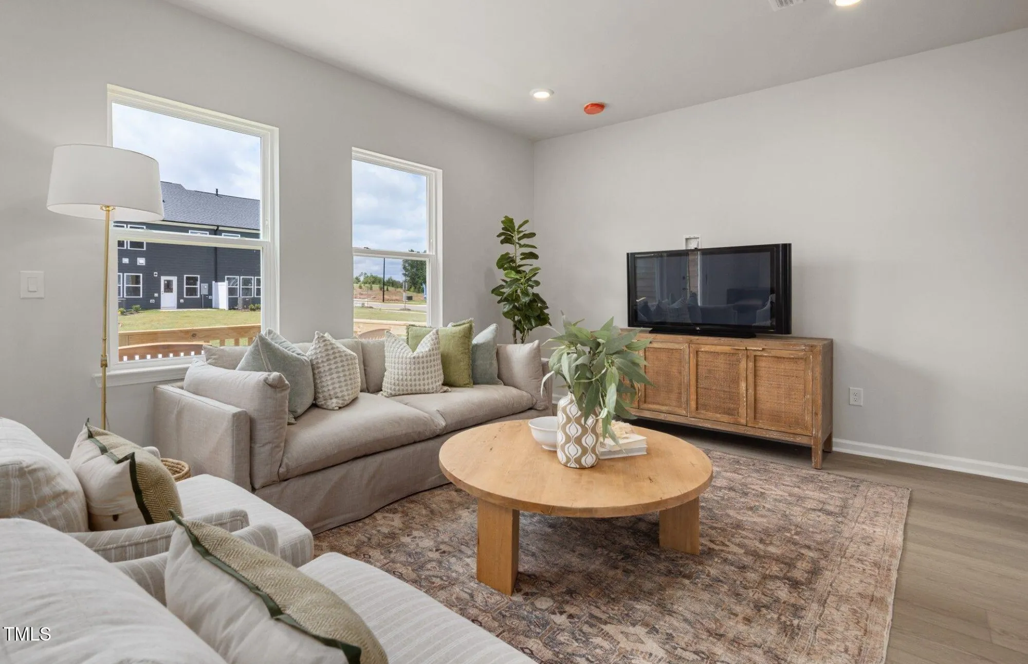 Property Slideshow image 8 of 23 | 1526 tamarisk ln, Durham, NC, 27703