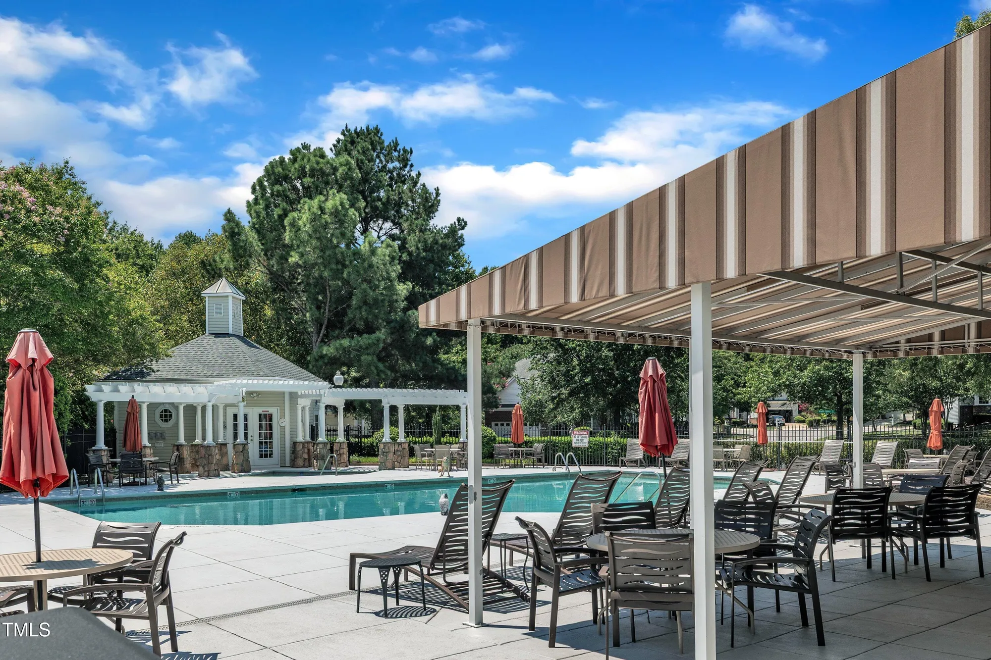 Property Slideshow image 33 of 36 | 105 rockport ridge way, Cary, NC, 27519