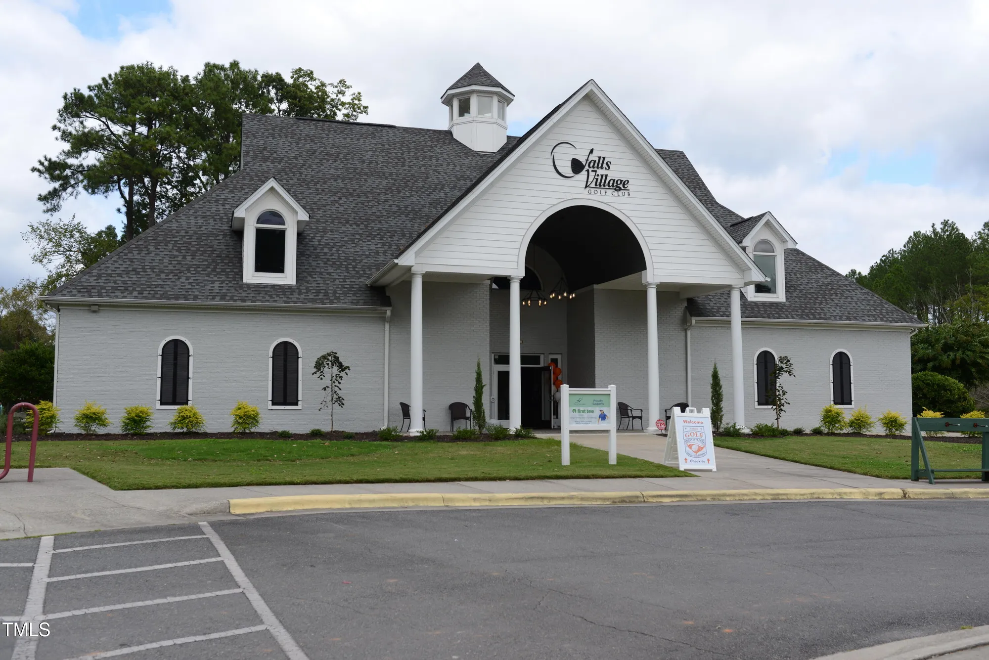 Property Slideshow image 18 of 18 | 505 maumelle way # 209, Durham, NC, 27703