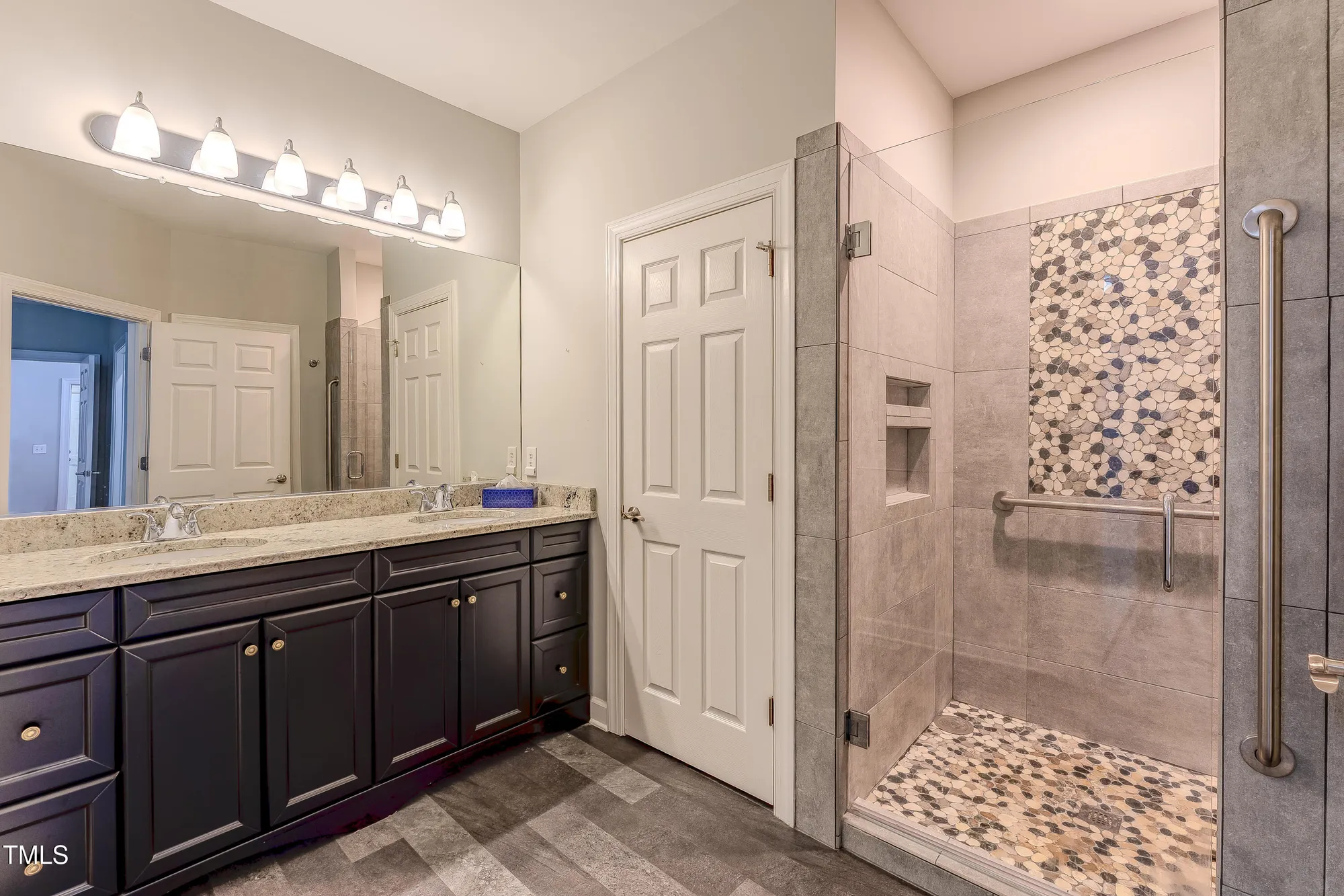 Property Slideshow image 10 of 22 | 101 crystal brook ln, Cary, NC, 27519