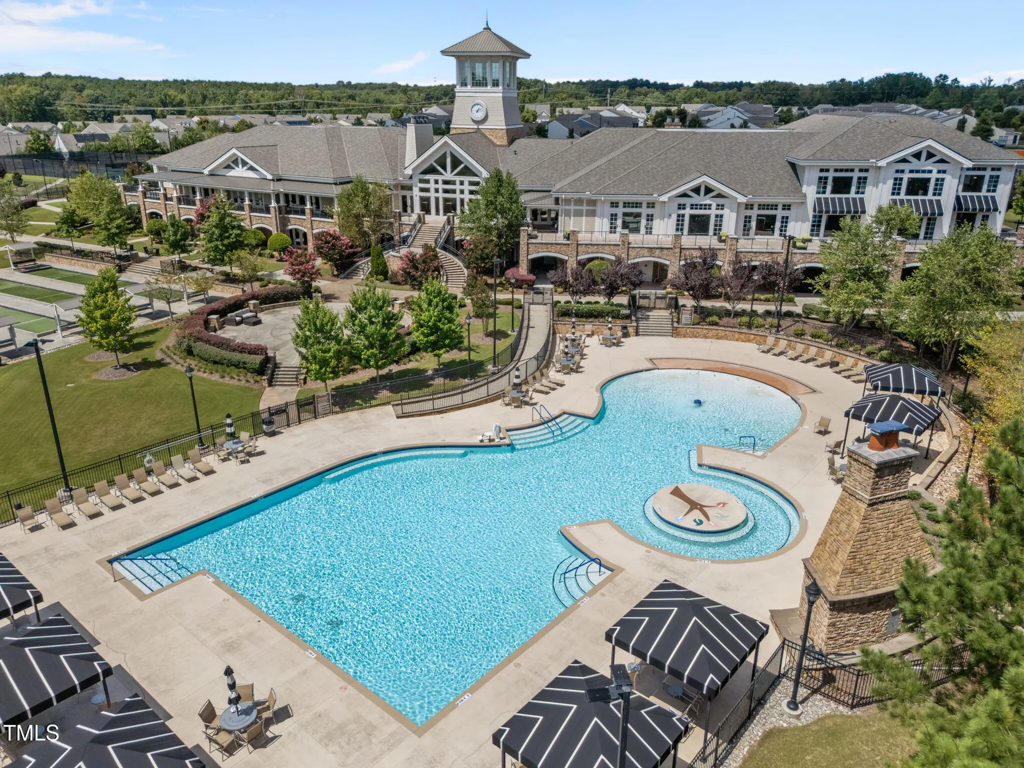 Property Slideshow image 41 of 54 | 2212 bloomsbury manor dr, Durham, NC, 27703