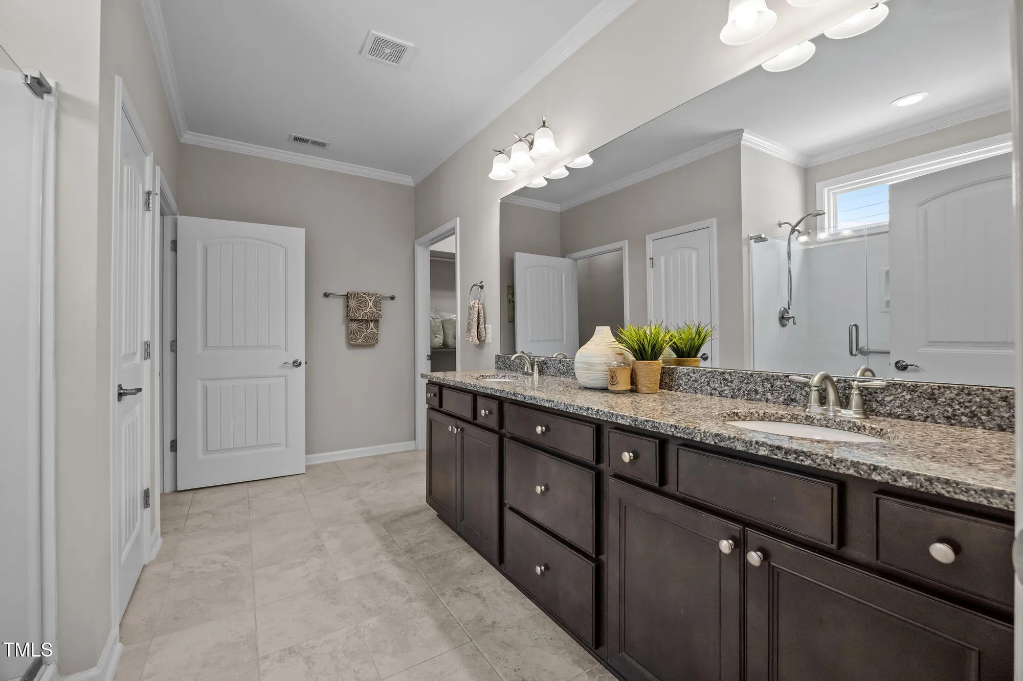 Property Slideshow image 18 of 54 | 2212 bloomsbury manor dr, Durham, NC, 27703