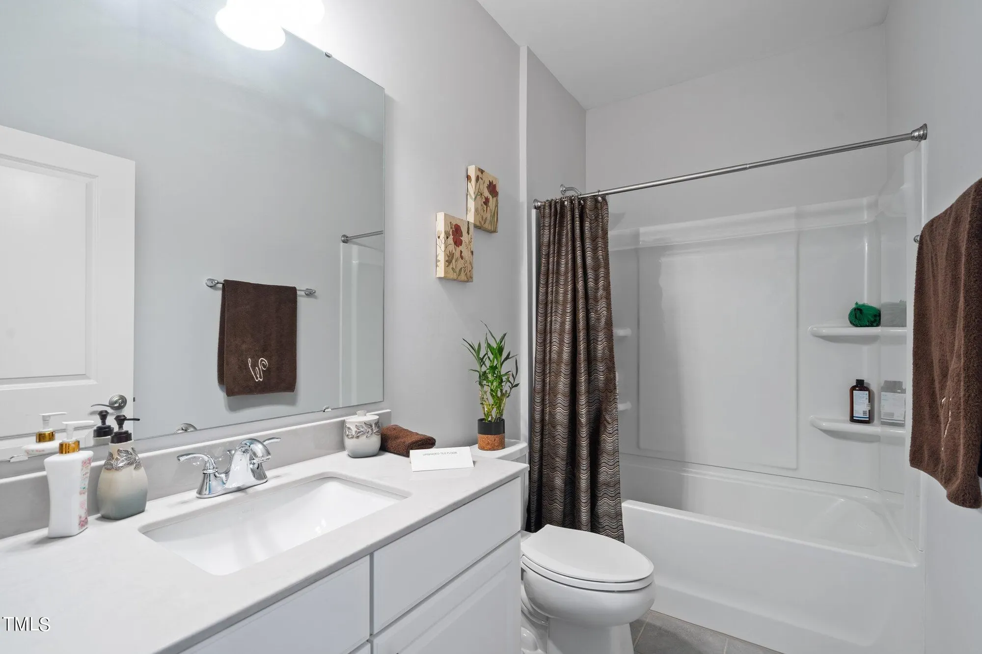 Property Slideshow image 33 of 60 | 3528 olive glen dr, Apex, NC, 27502