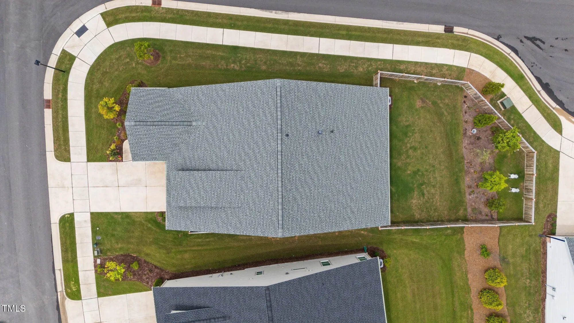 Property Slideshow image 42 of 60 | 3528 olive glen dr, Apex, NC, 27502