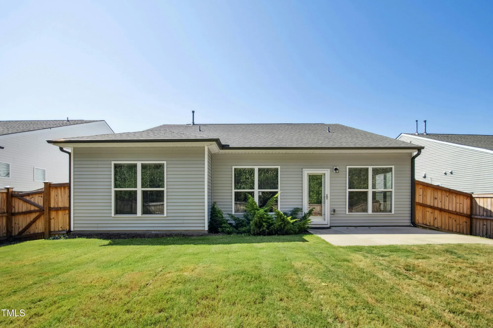 Property Slideshow image 28 of 32 | 2637 nassau trce, Fuquay Varina, NC, 27526