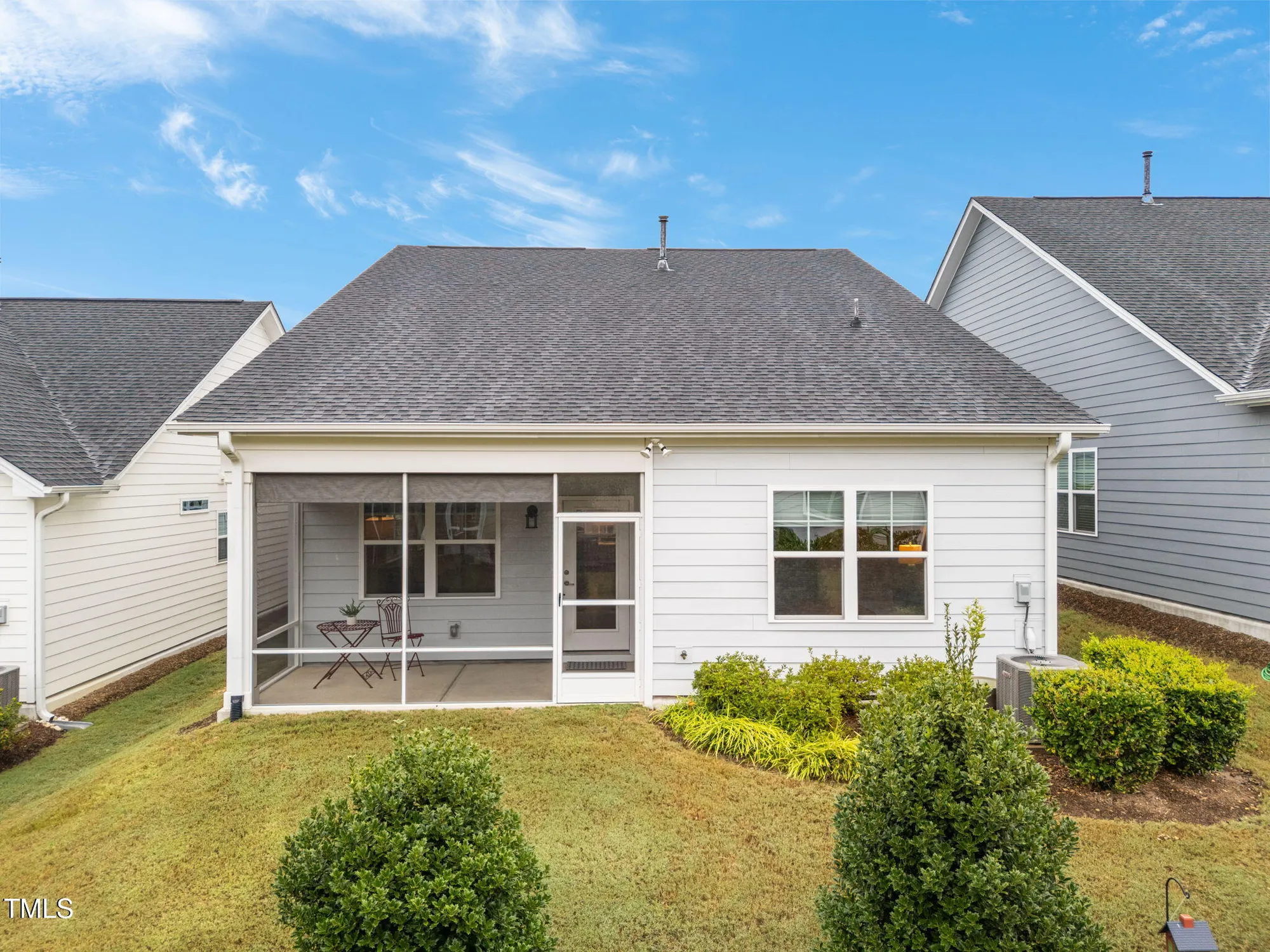 Property Slideshow image 22 of 32 | 137 canary ct, Raleigh, NC, 27610