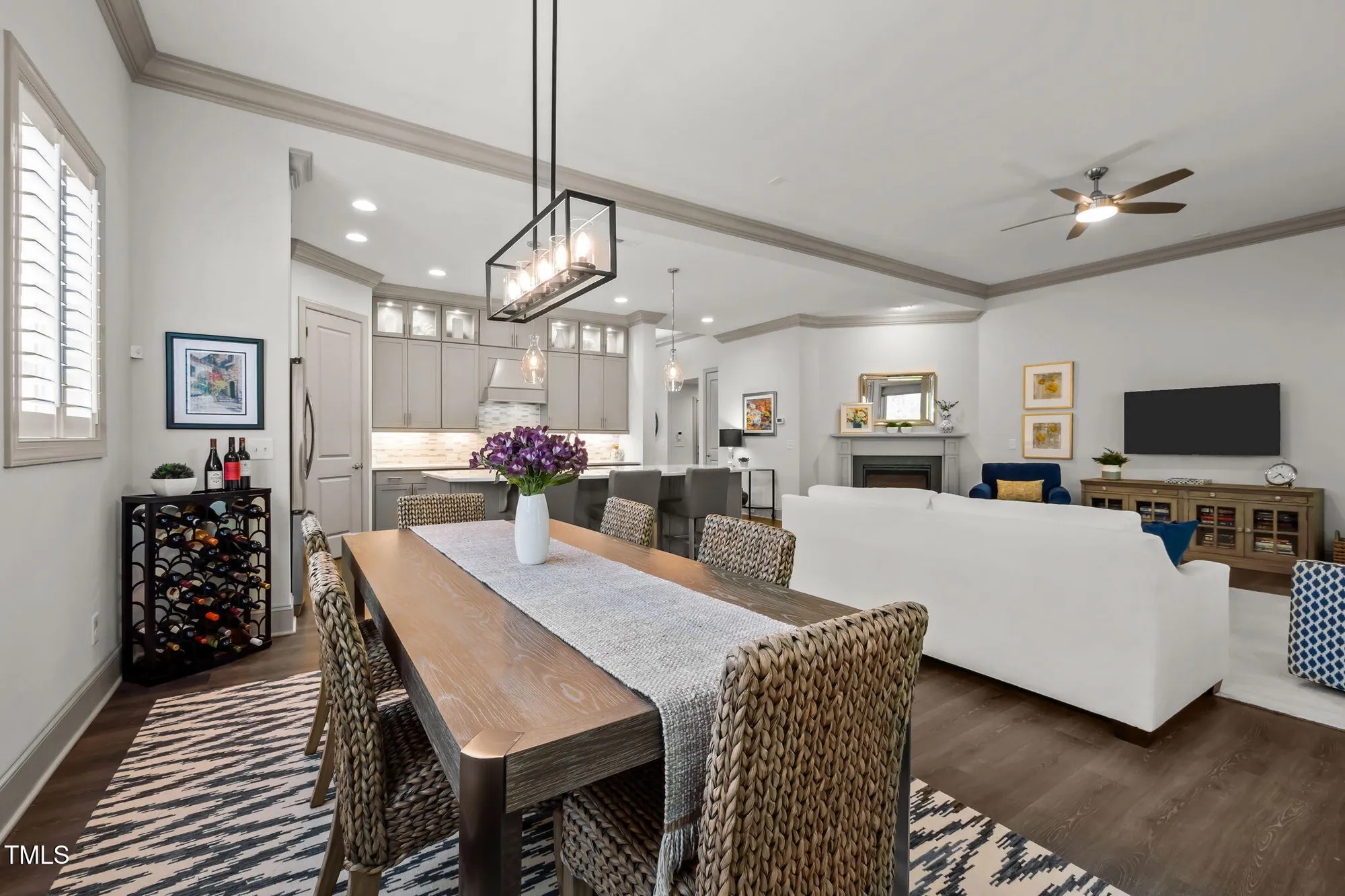 Property Slideshow image 10 of 50 | 586 middleton pl, Chapel Hill, NC, 27516