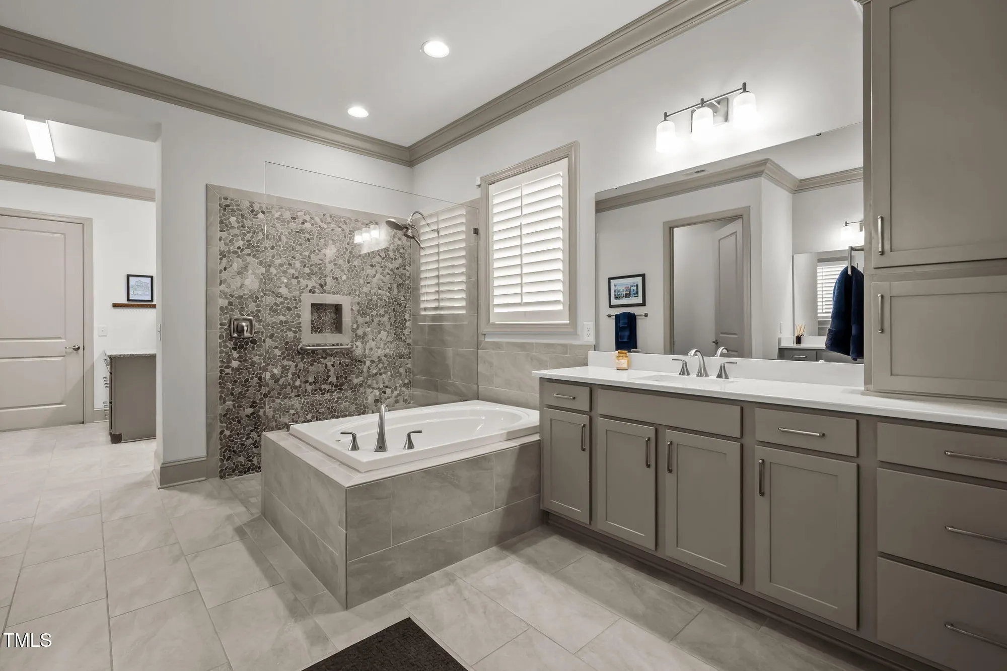 Property Slideshow image 19 of 50 | 586 middleton pl, Chapel Hill, NC, 27516