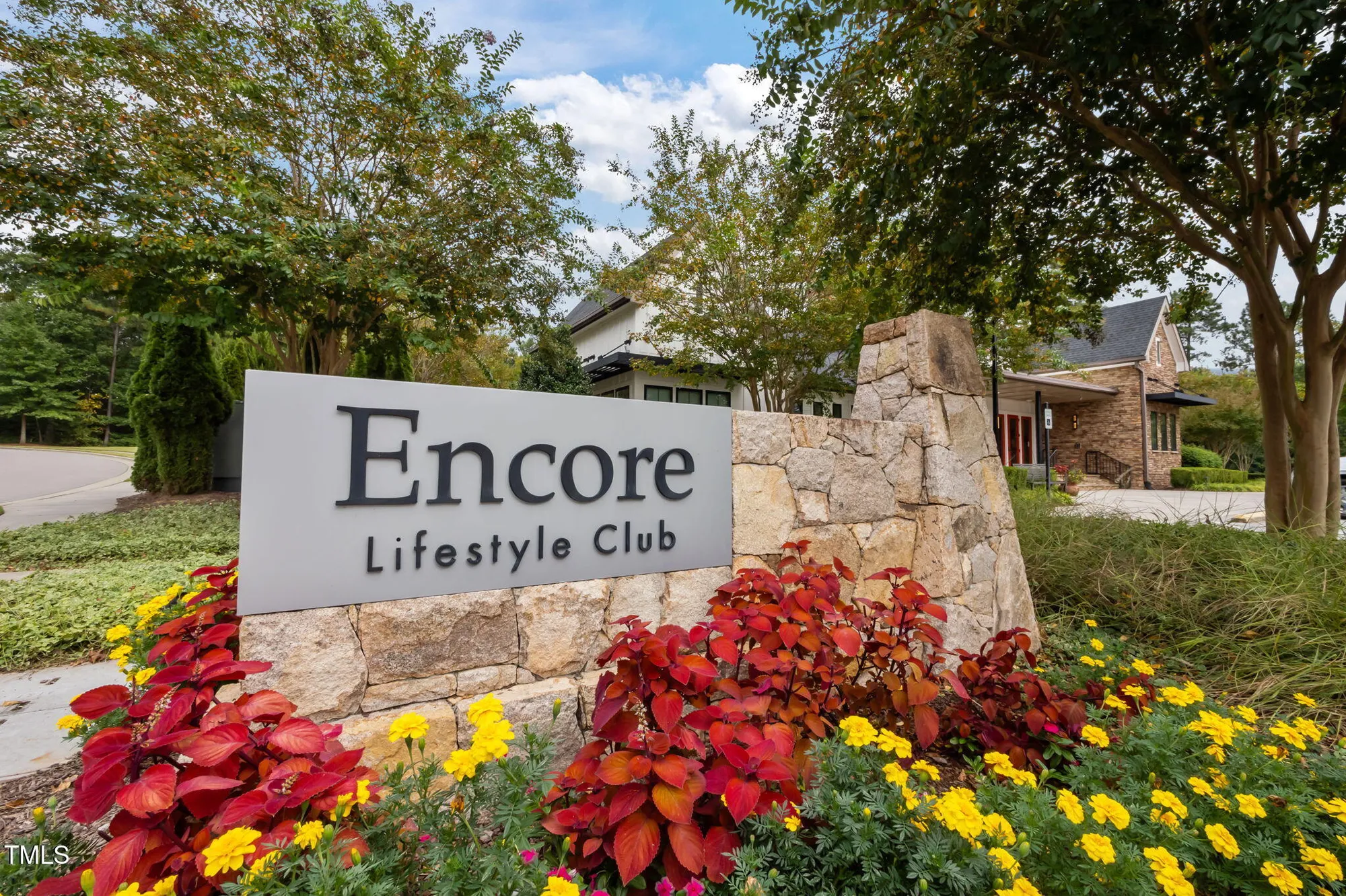 Property Slideshow image 36 of 50 | 586 middleton pl, Chapel Hill, NC, 27516