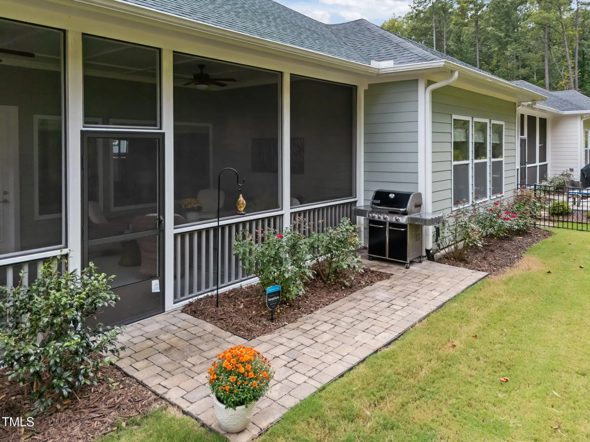 Property Slideshow image 33 of 50 | 586 middleton pl, Chapel Hill, NC, 27516