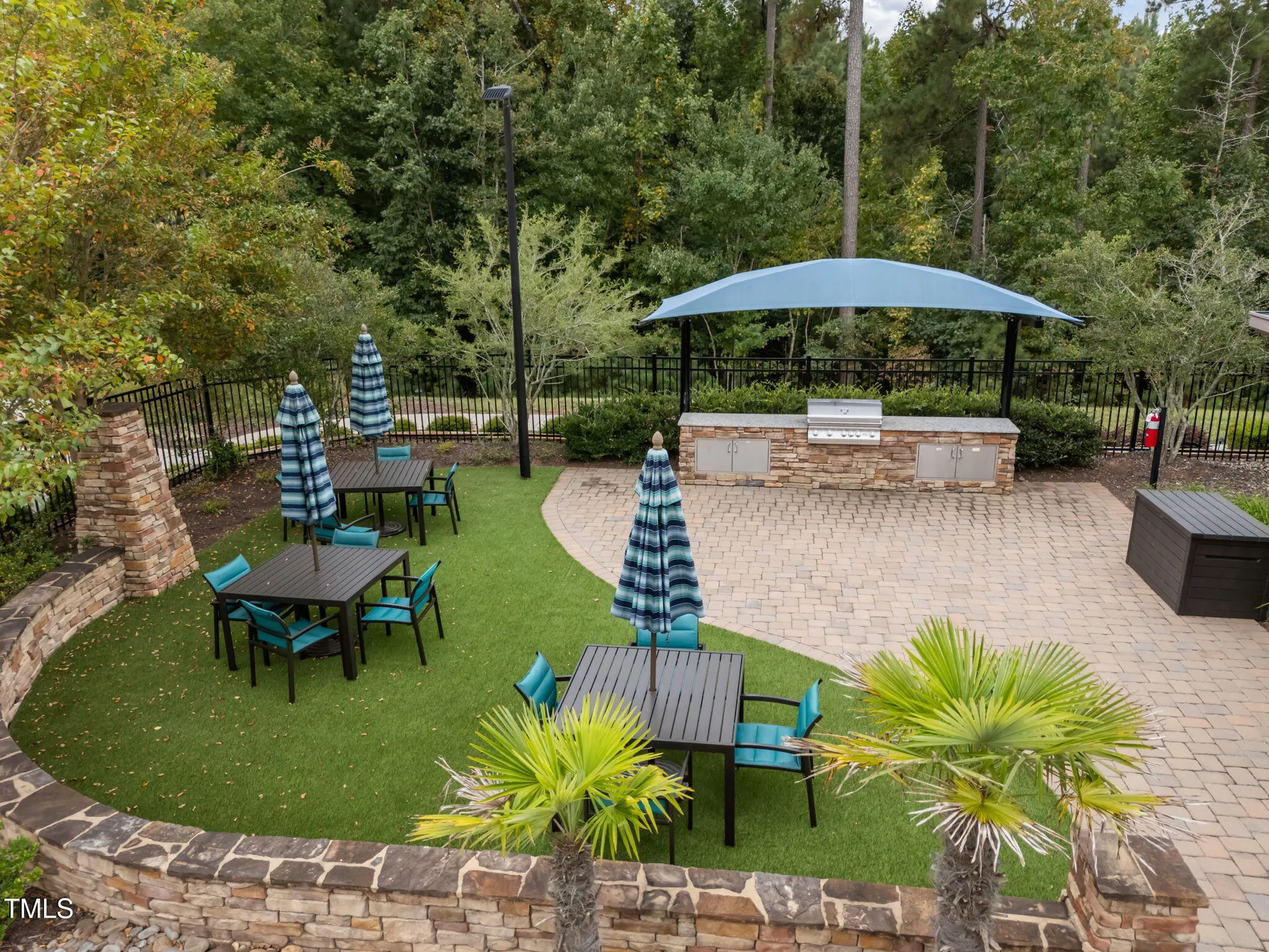 Property Slideshow image 40 of 50 | 586 middleton pl, Chapel Hill, NC, 27516