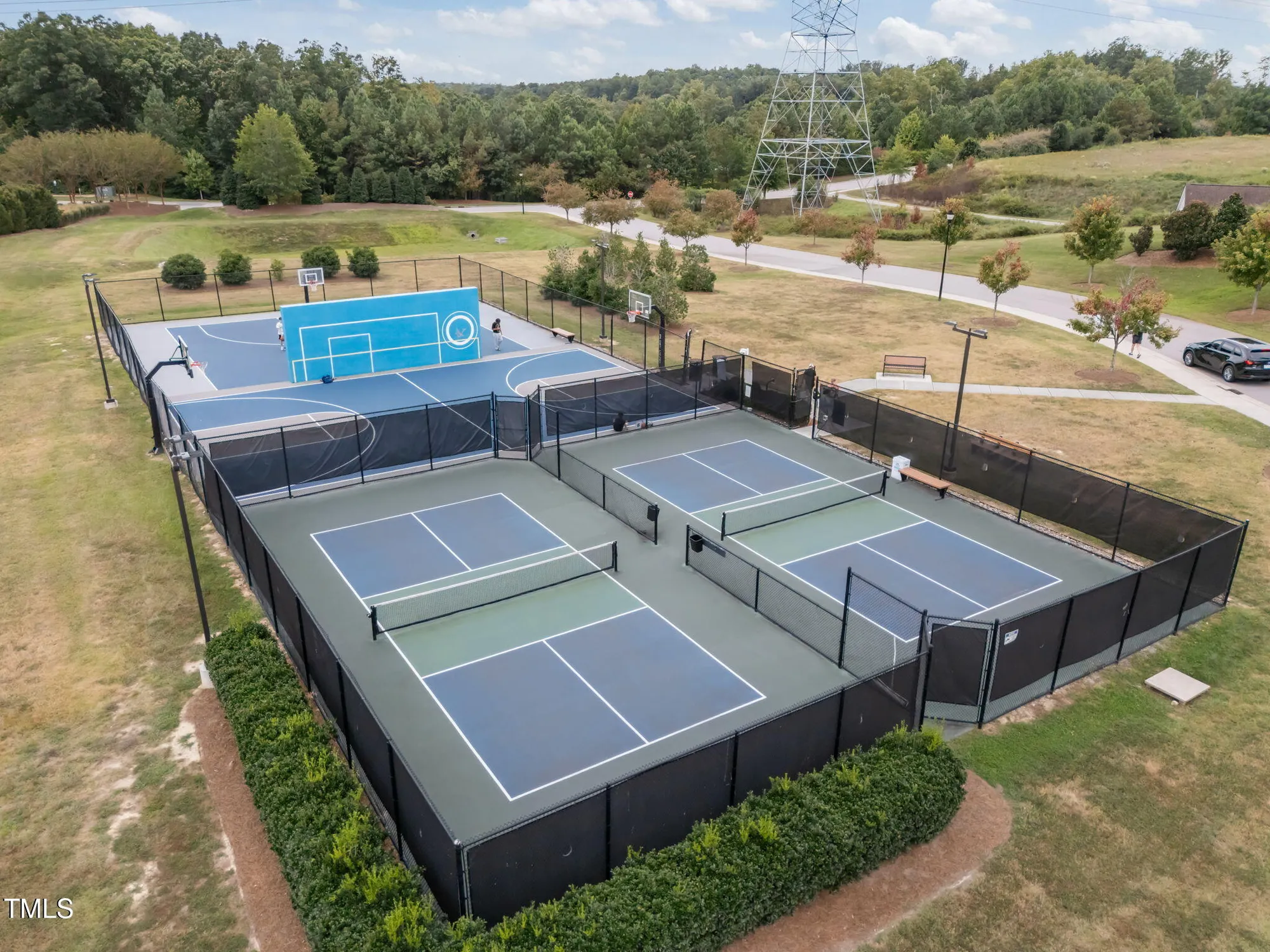 Property Slideshow image 43 of 50 | 586 middleton pl, Chapel Hill, NC, 27516