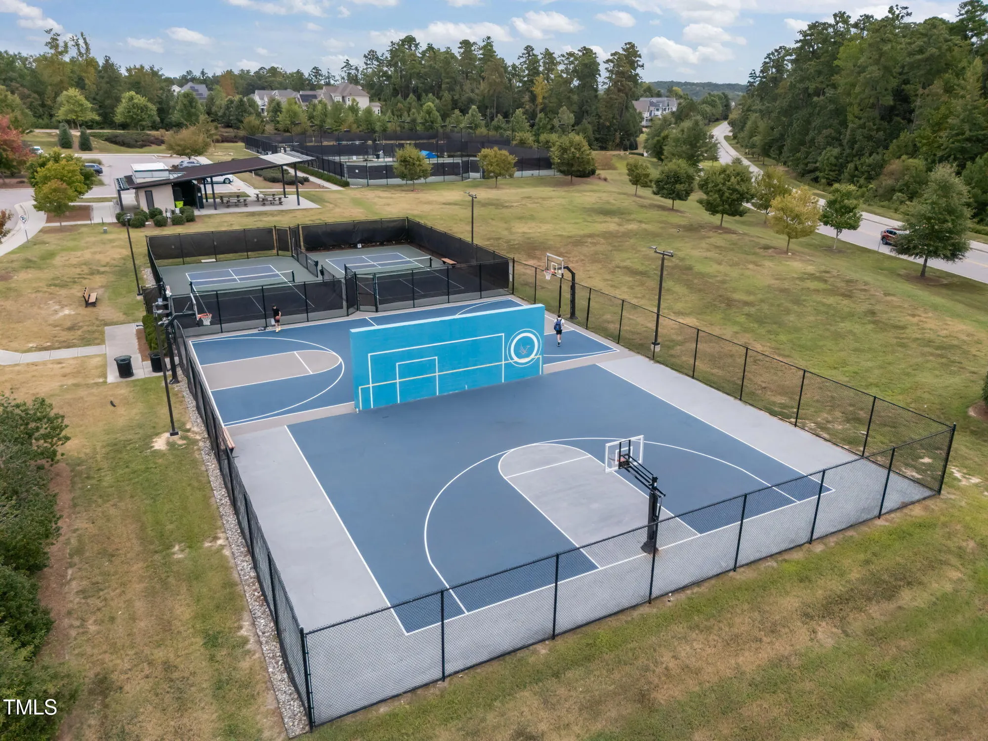 Property Slideshow image 44 of 50 | 586 middleton pl, Chapel Hill, NC, 27516