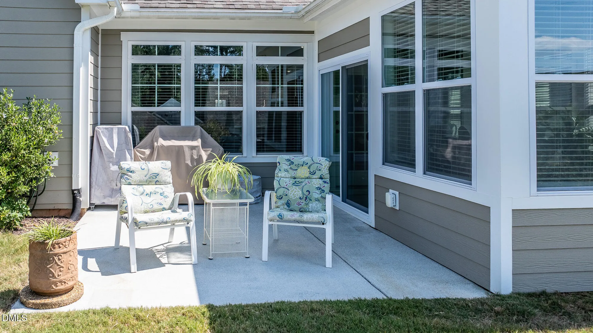 Property Slideshow image 40 of 46 | 59 blue spruce cir, Clayton, NC, 27527