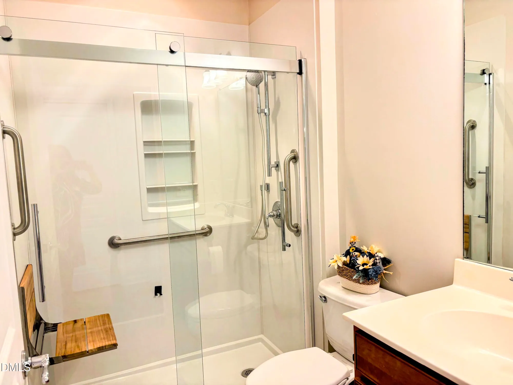 Property Slideshow image 19 of 49 | 542 tomkins loop, Cary, NC, 27519