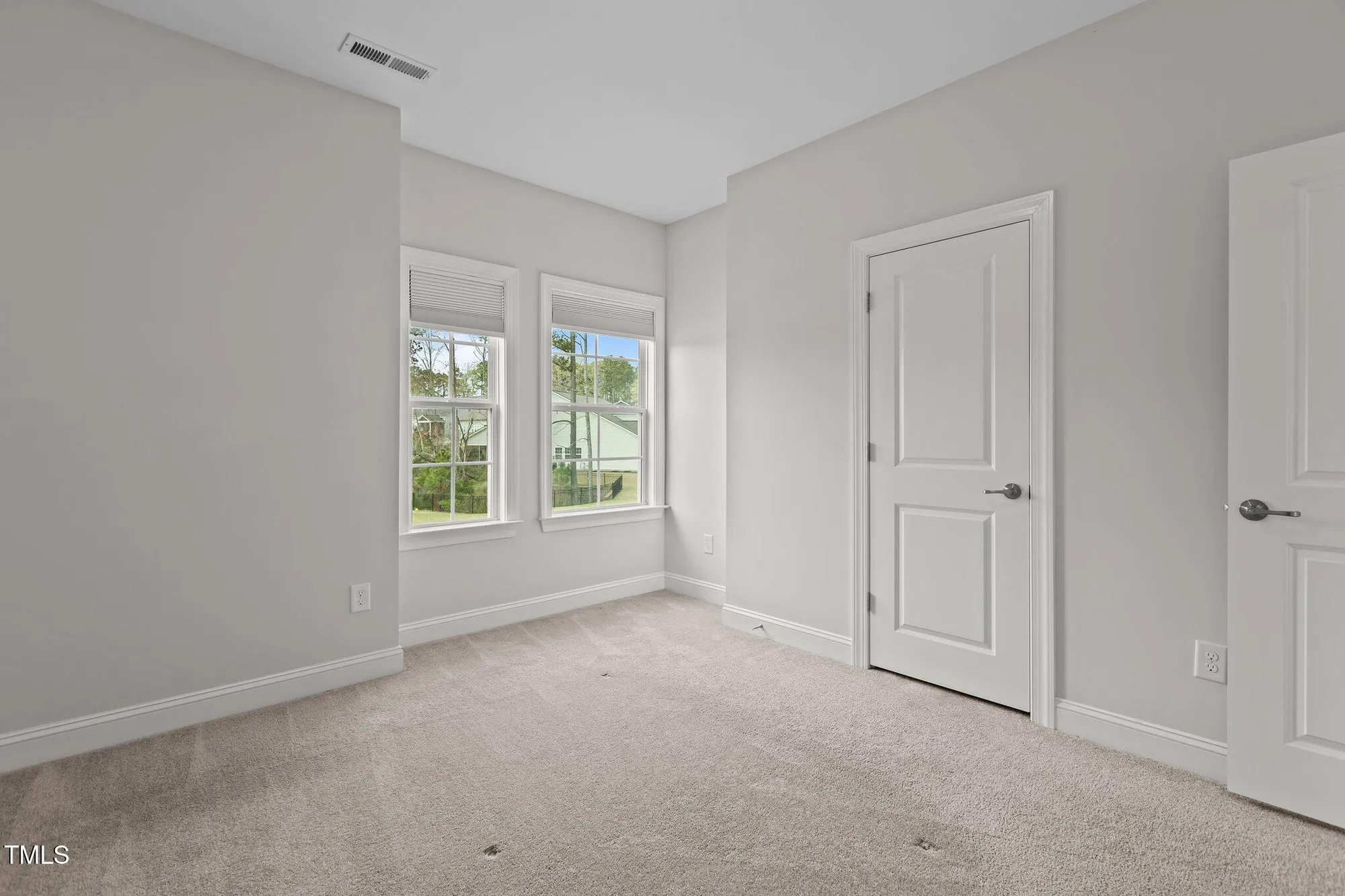 Property Slideshow image 28 of 70 | 3020 mavisbank cir, Apex, NC, 27502