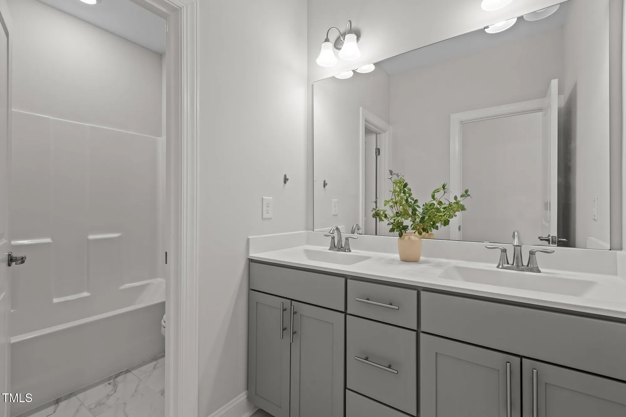 Property Slideshow image 30 of 70 | 3020 mavisbank cir, Apex, NC, 27502