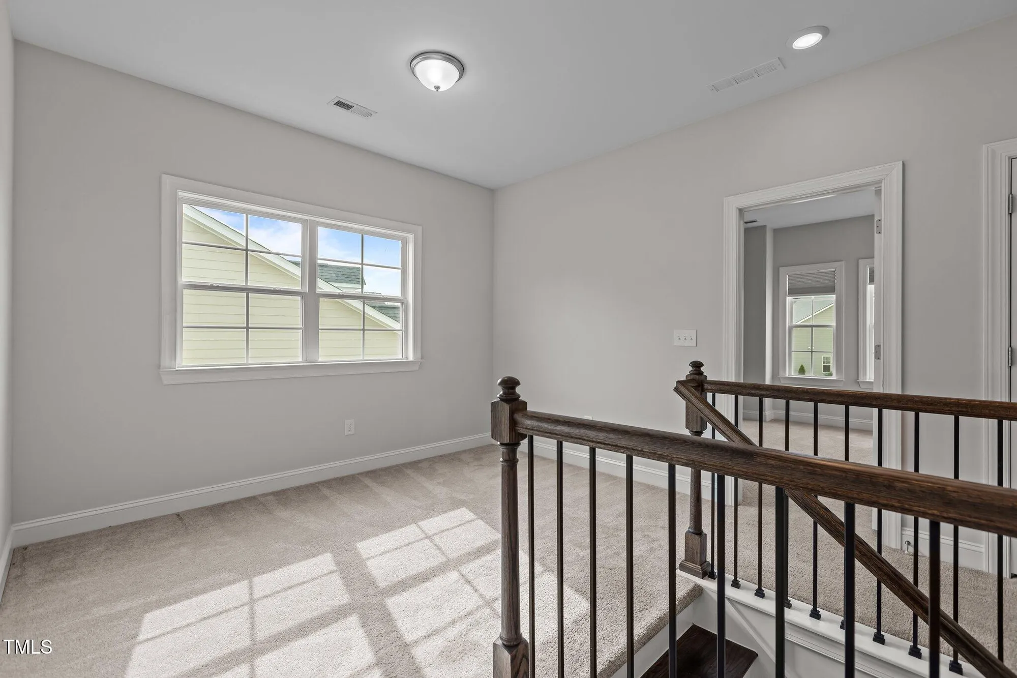 Property Slideshow image 33 of 70 | 3020 mavisbank cir, Apex, NC, 27502