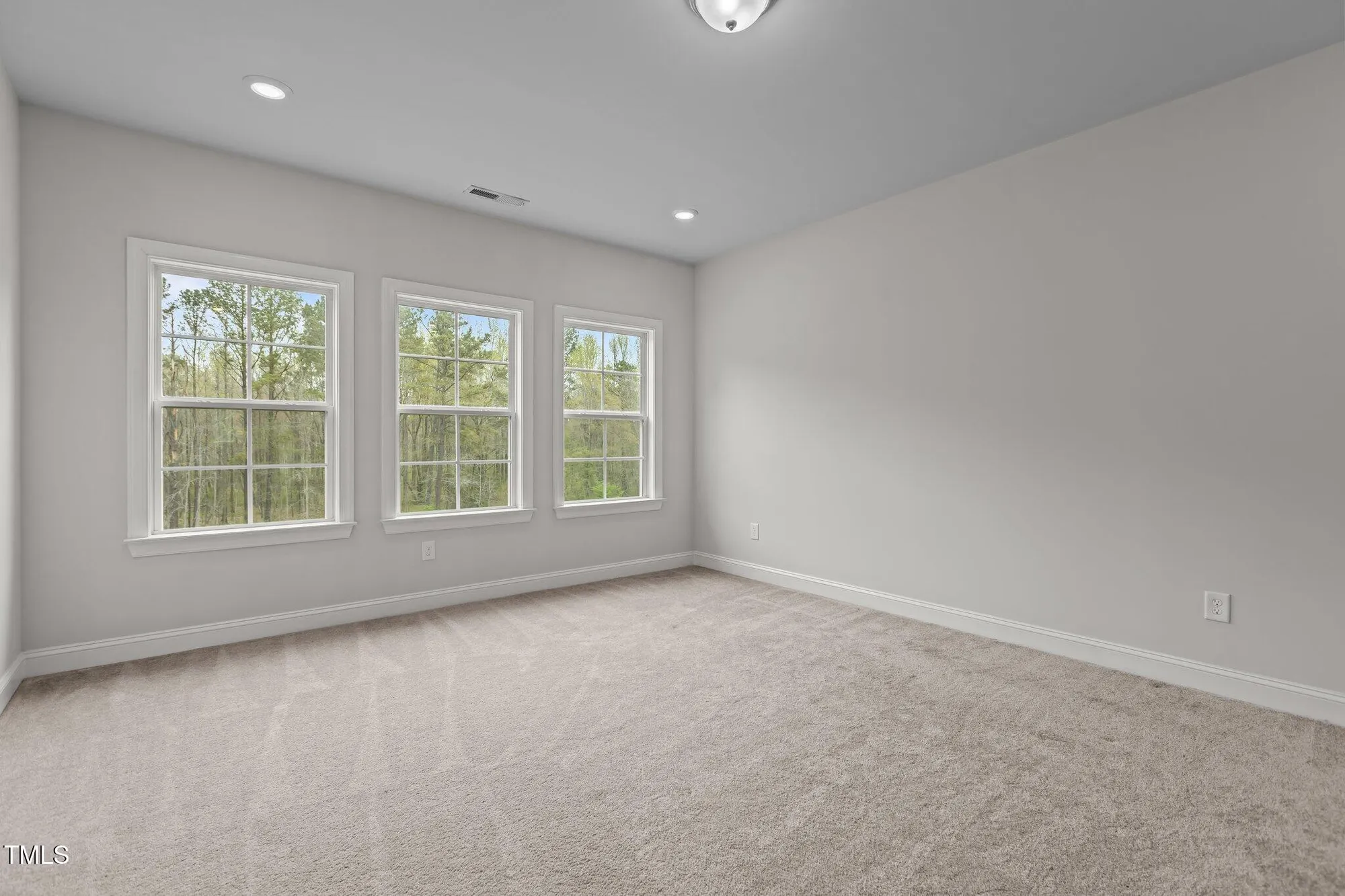 Property Slideshow image 35 of 70 | 3020 mavisbank cir, Apex, NC, 27502