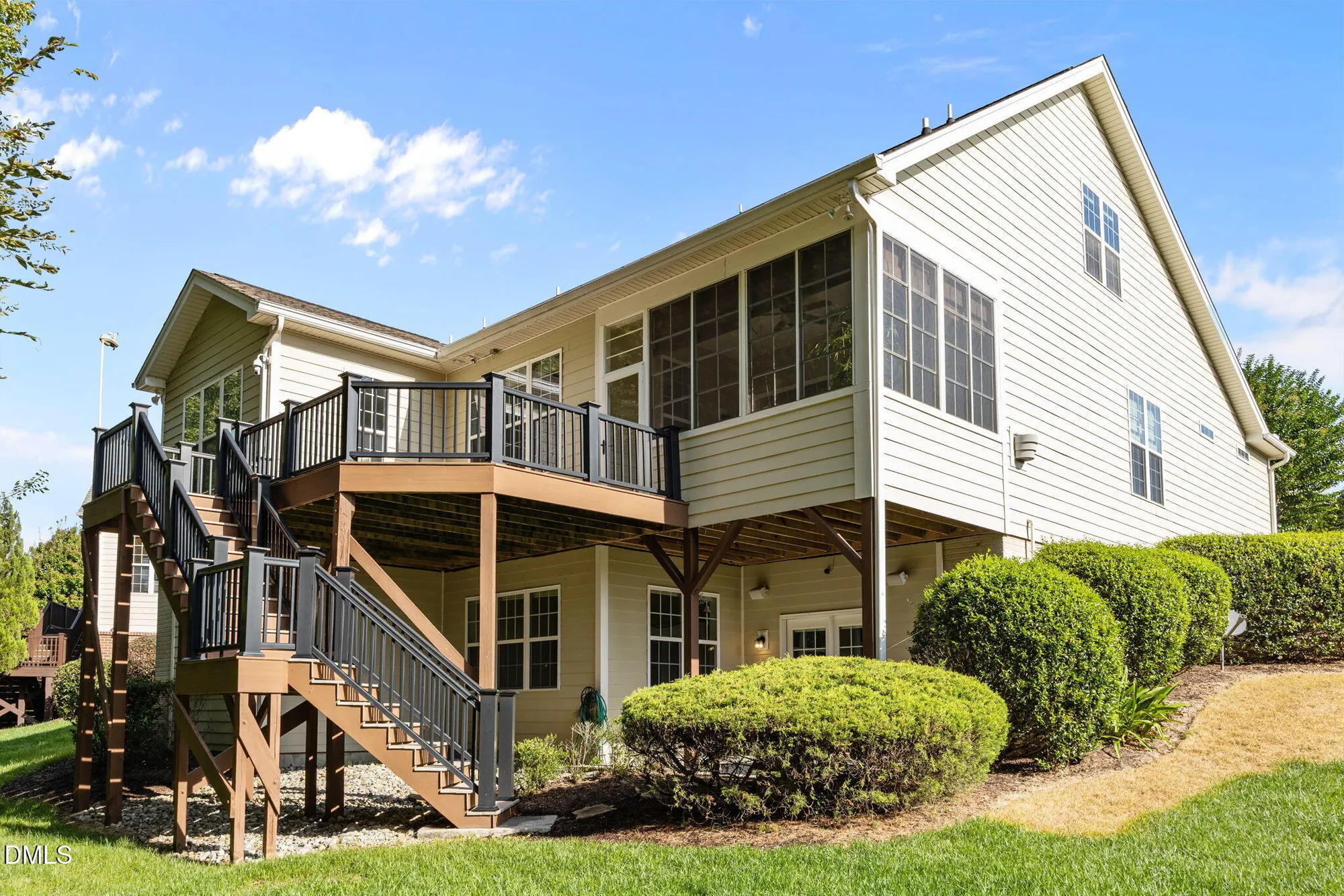 Property Slideshow image 5 of 34 | 11213 emerald creek dr, Raleigh, NC, 27617