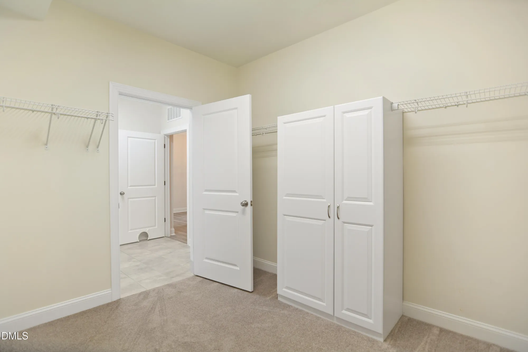 Property Slideshow image 16 of 30 | 3112 mavisbank cir, Apex, NC, 27502