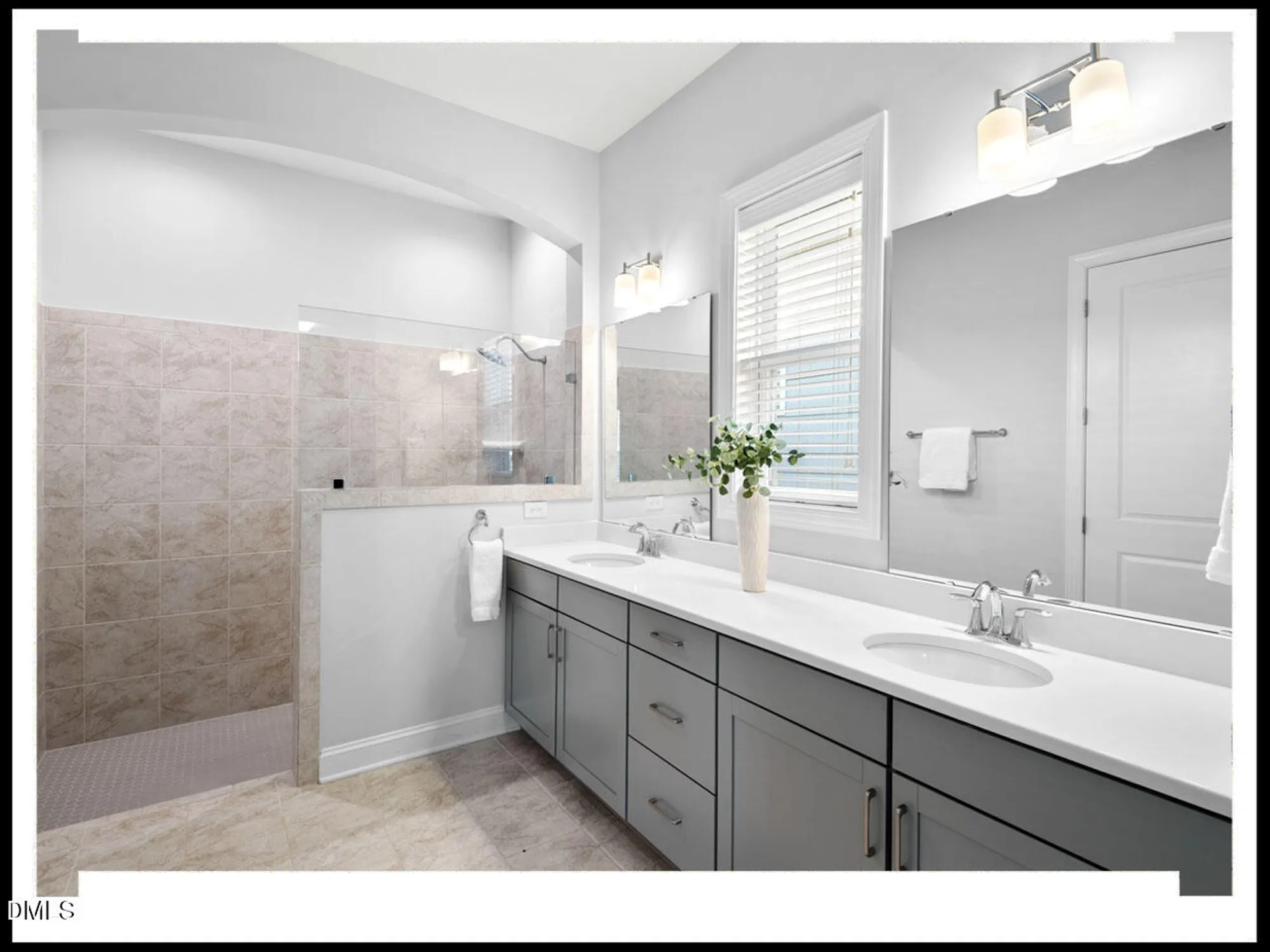 Property Slideshow image 32 of 51 | 153 abercorn cir, Chapel Hill, NC, 27516