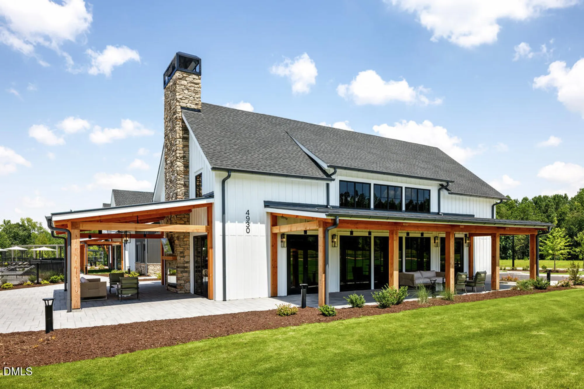 Property Slideshow image 4 of 15 | 2053 abbeyhill dr # 74, Raleigh, NC, 27610