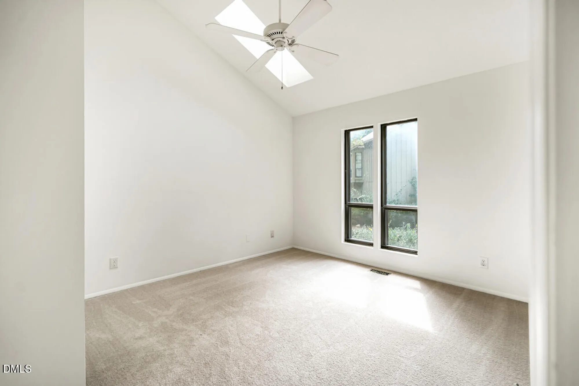 Property Slideshow image 33 of 46 | 260 clover thatch, Pittsboro, NC, 27312