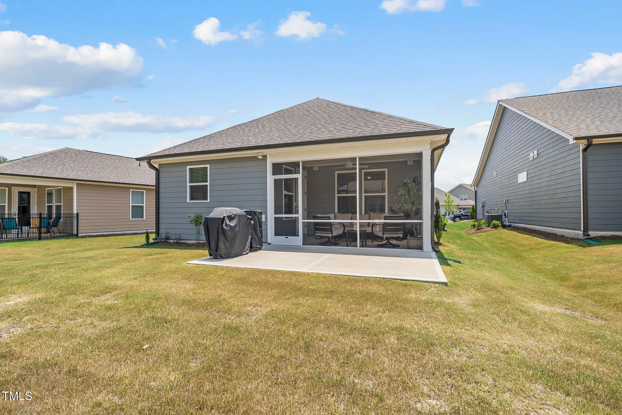 Property Slideshow image 31 of 43 | 2105 flycatcher ln, Fuquay Varina, NC, 27526