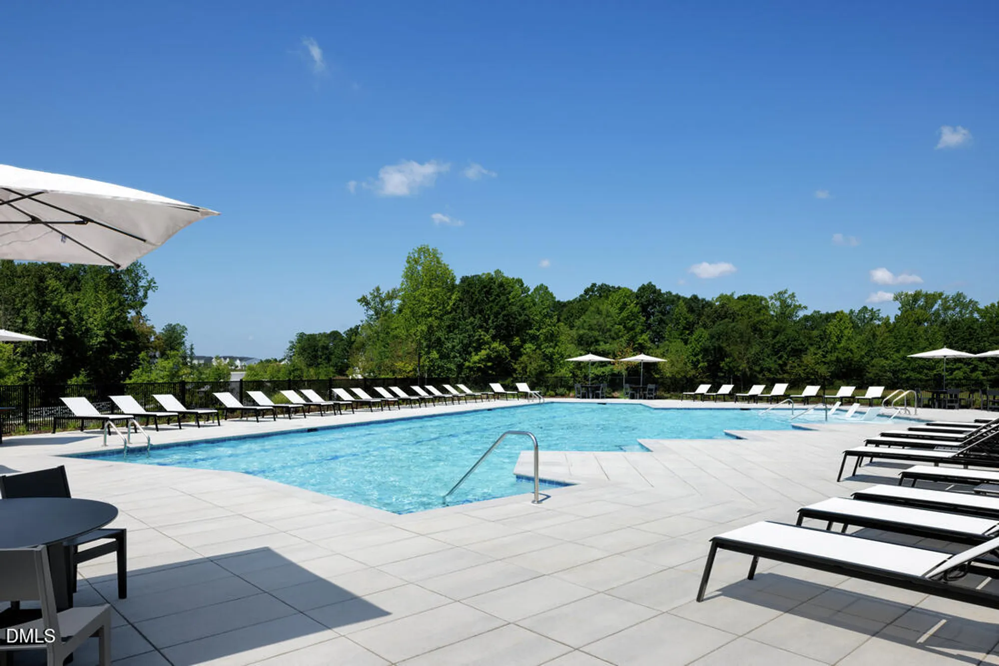 Property Slideshow image 17 of 19 | 2016 abbeyhill dr # 104, Raleigh, NC, 27610