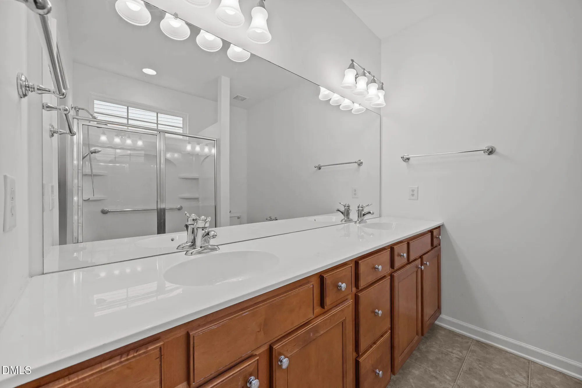 Property Slideshow image 19 of 30 | 306 fenmore pl, Cary, NC, 27519