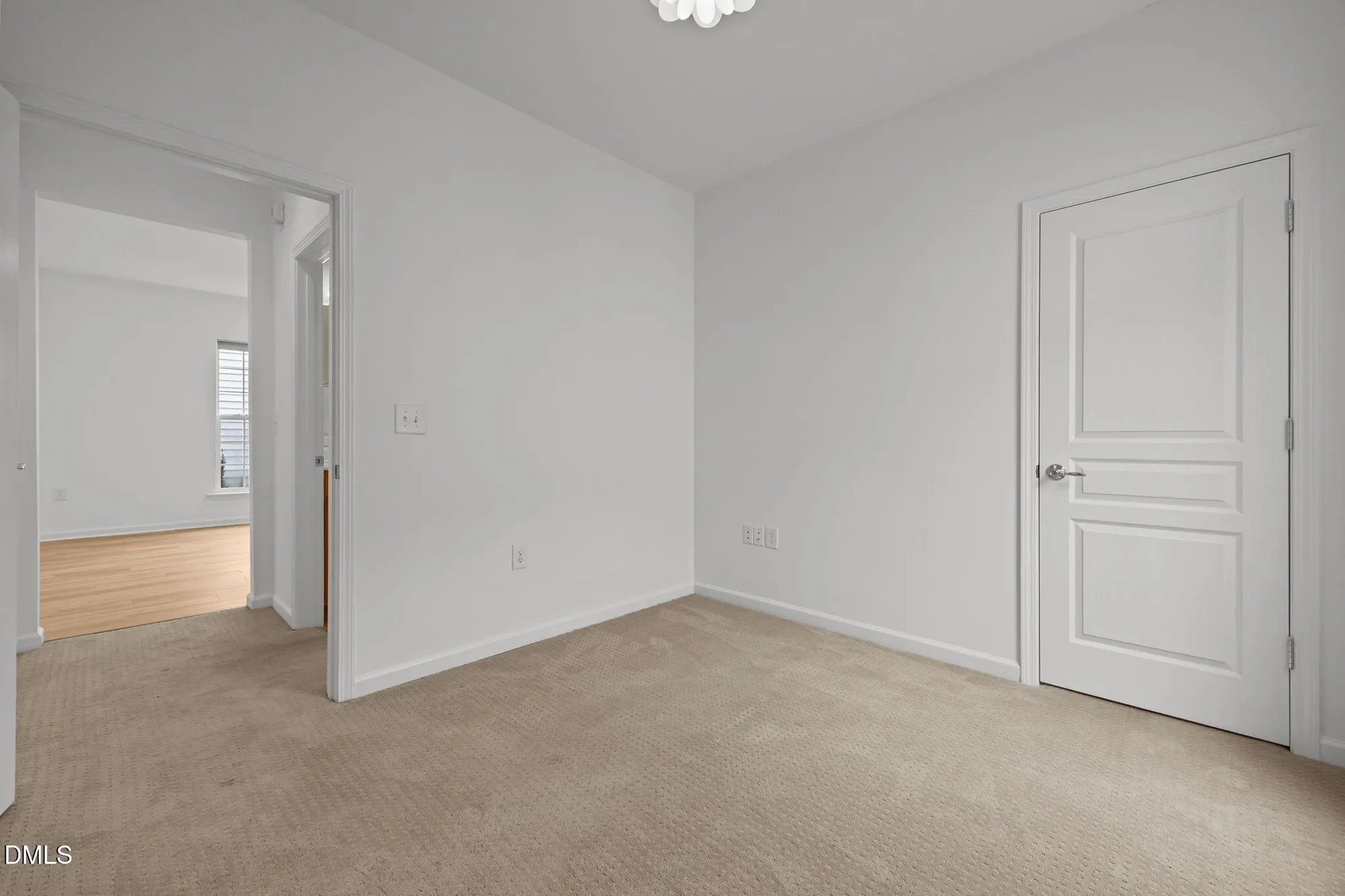 Property Slideshow image 24 of 30 | 306 fenmore pl, Cary, NC, 27519