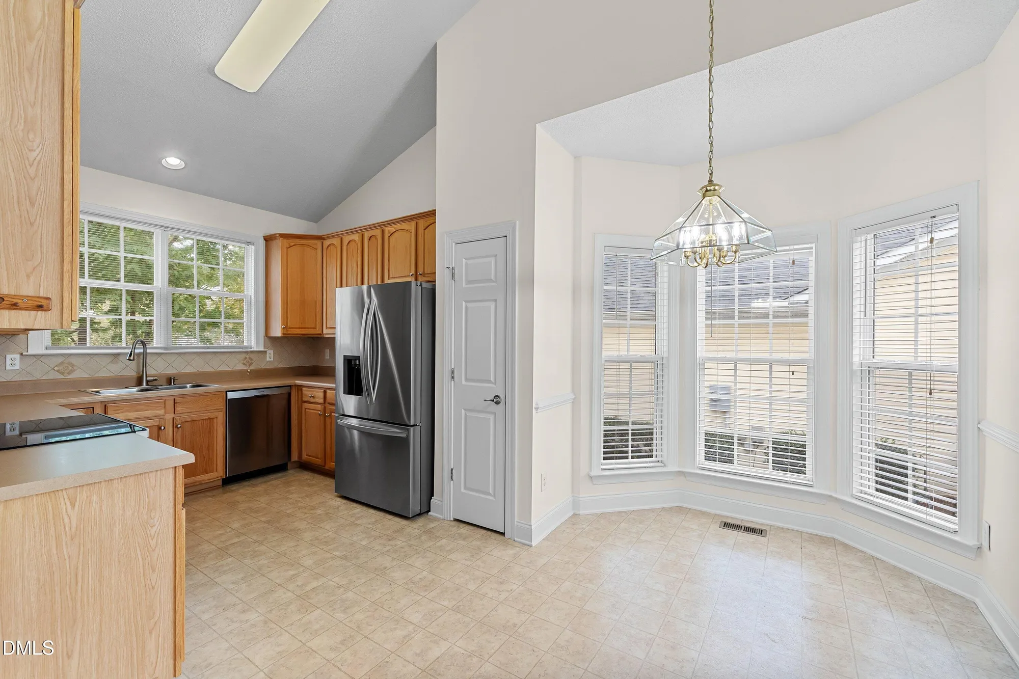 Property Slideshow image 7 of 36 | 105 rockport ridge way, Cary, NC, 27519