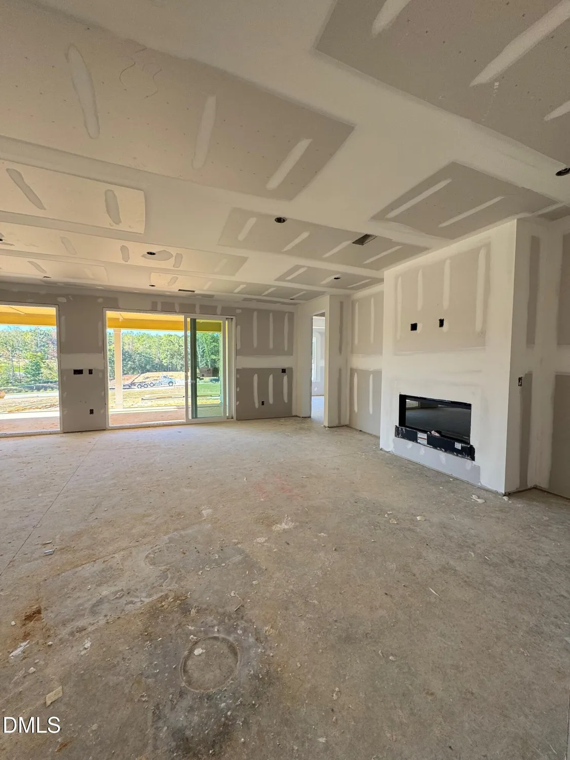 Property Slideshow image 4 of 28 | 24 shady creek way, Fuquay Varina, NC, 27526