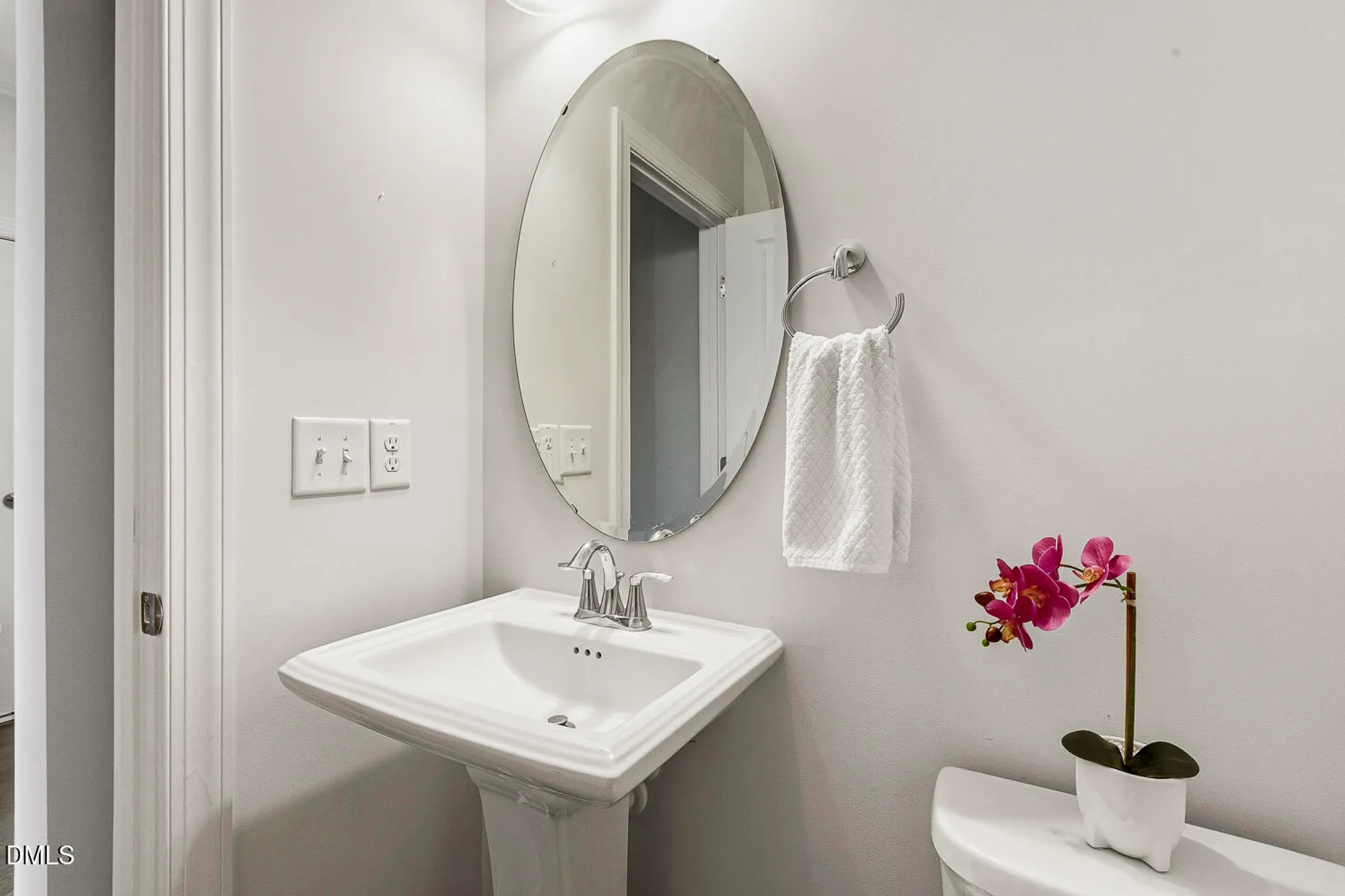 Property Slideshow image 48 of 60 | 817 mcginn ln, Cary, NC, 27519