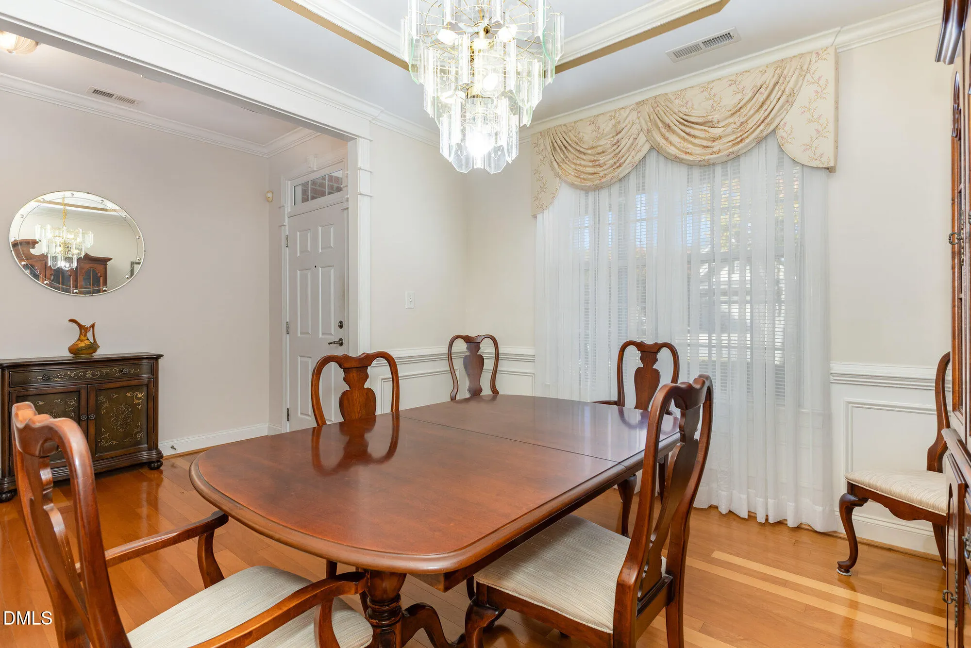 Property Slideshow image 8 of 38 | 505 easy wind ln, Garner, NC, 27529