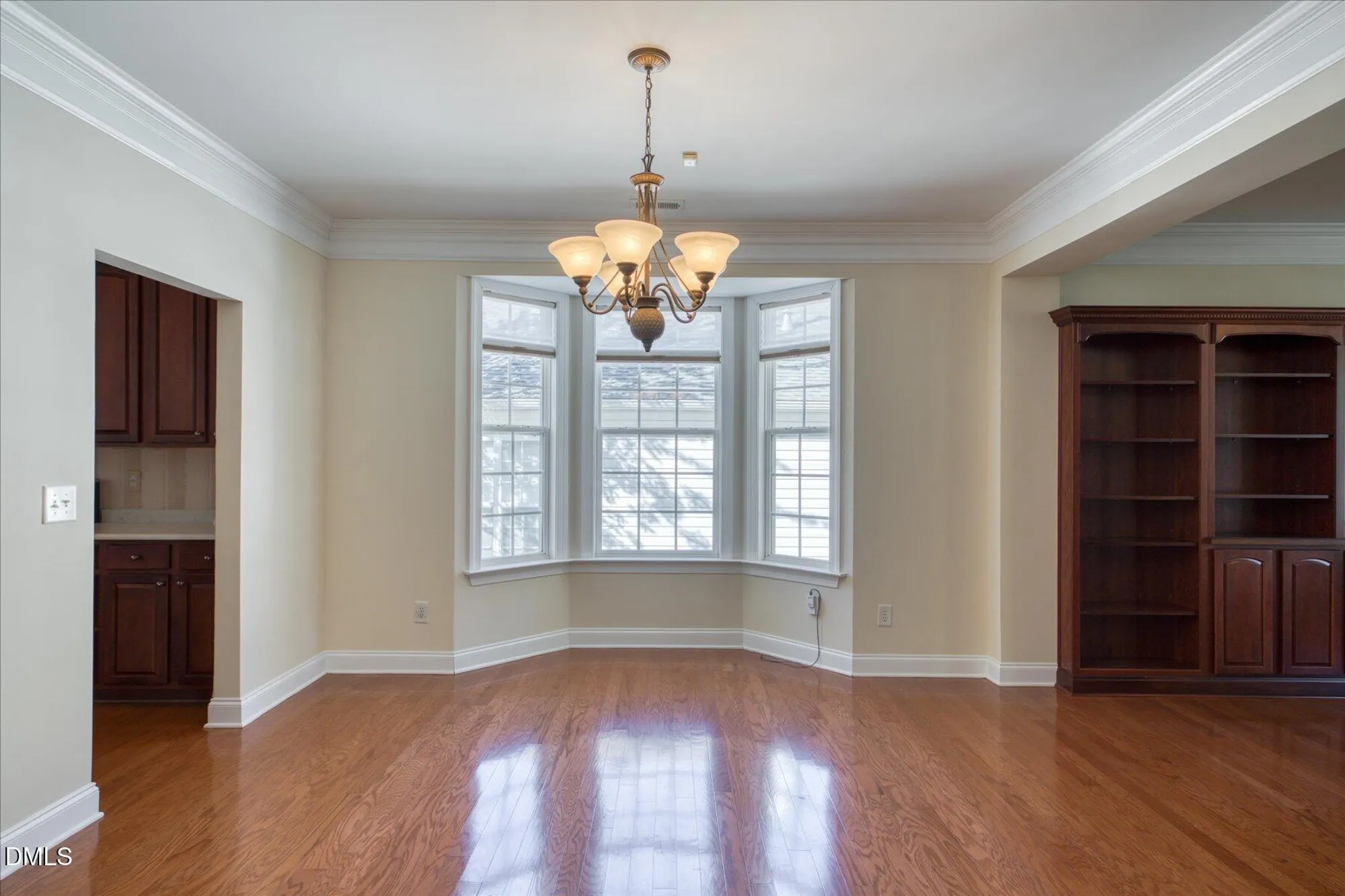 Property Slideshow image 10 of 47 | 502 quaker dell ln, Cary, NC, 27519