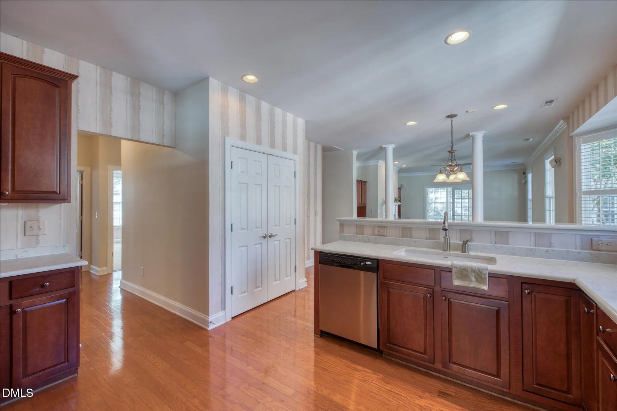 Property Slideshow image 12 of 47 | 502 quaker dell ln, Cary, NC, 27519